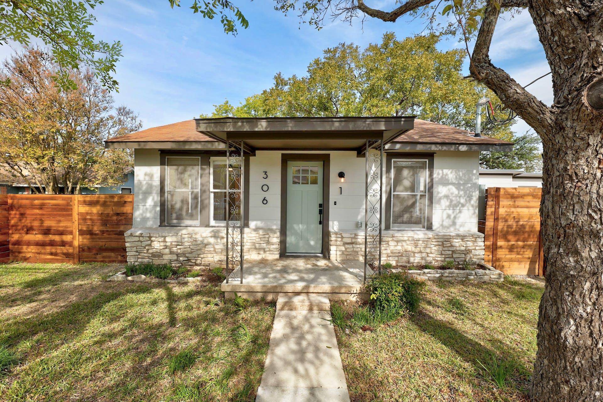 Austin, TX 78745,306 W Stassney LN #1