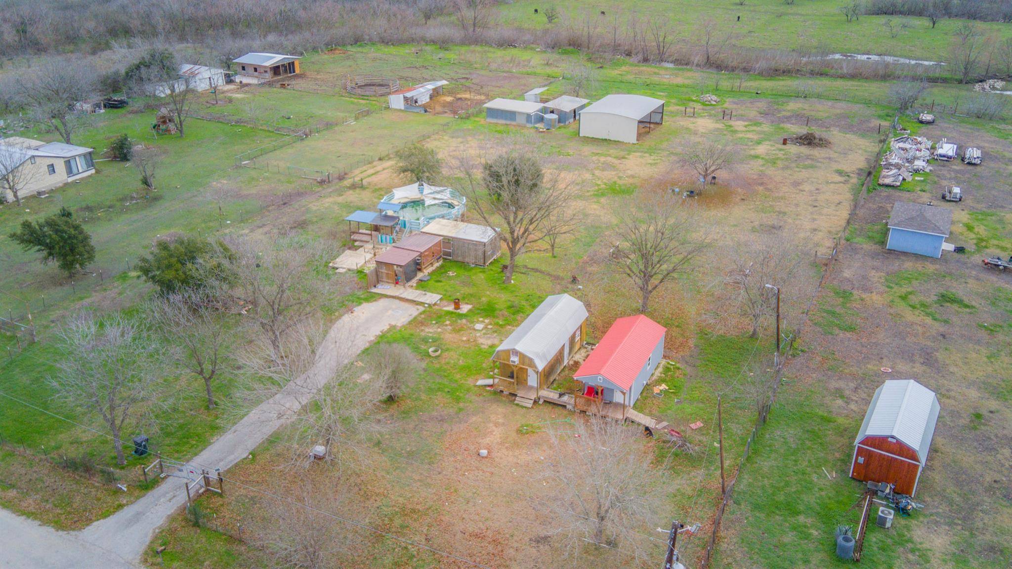 Kyle, TX 78640,811 Dickerson RD