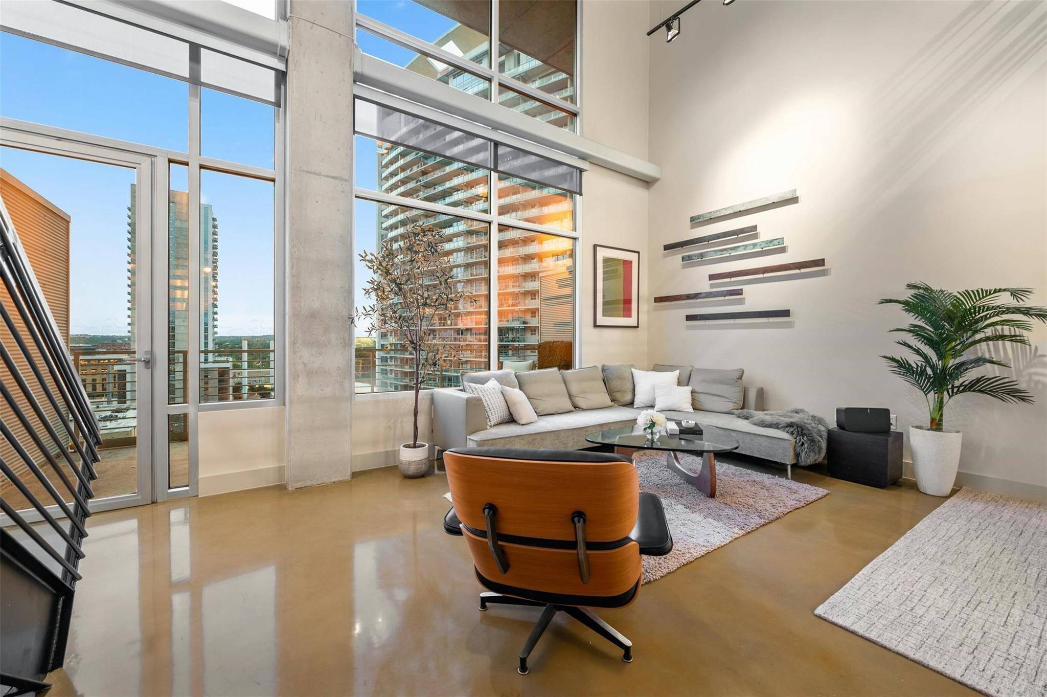 Austin, TX 78703,800 W 5th ST #1104