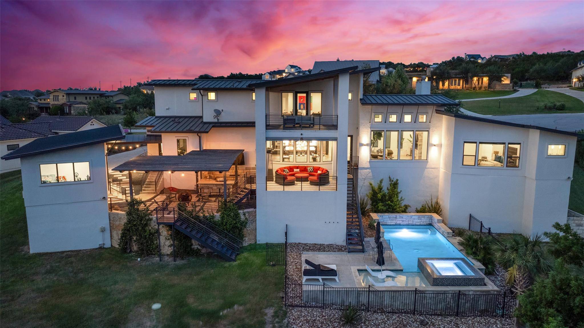 Austin, TX 78738,108 Stephanie LN