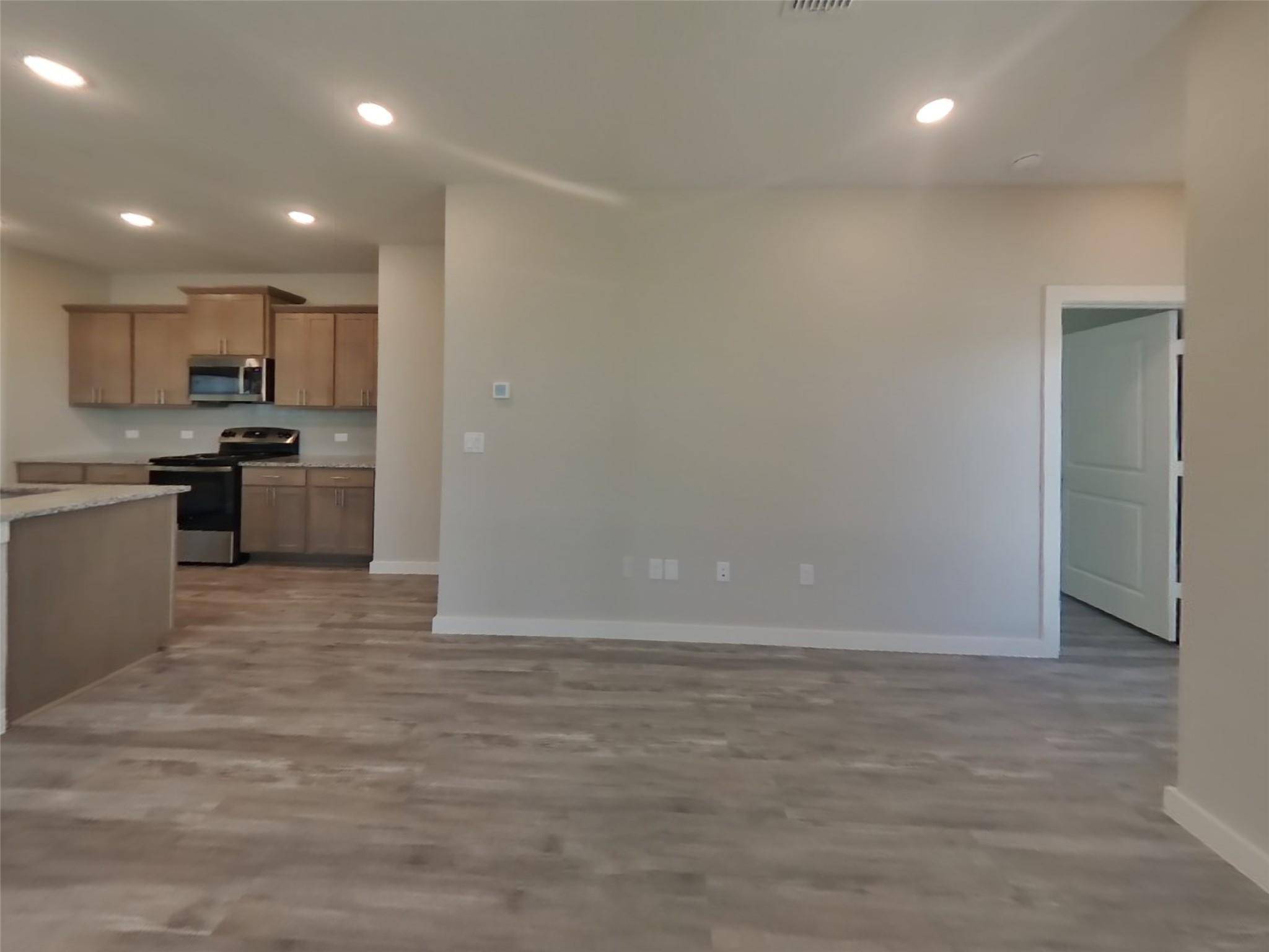 Leander, TX 78641,625 Foxtail Agave ST