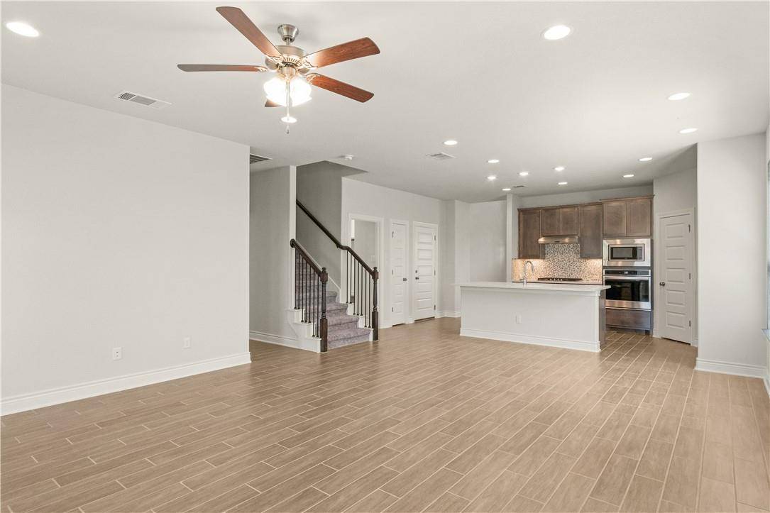 Pflugerville, TX 78660,20224 Clare Island BND