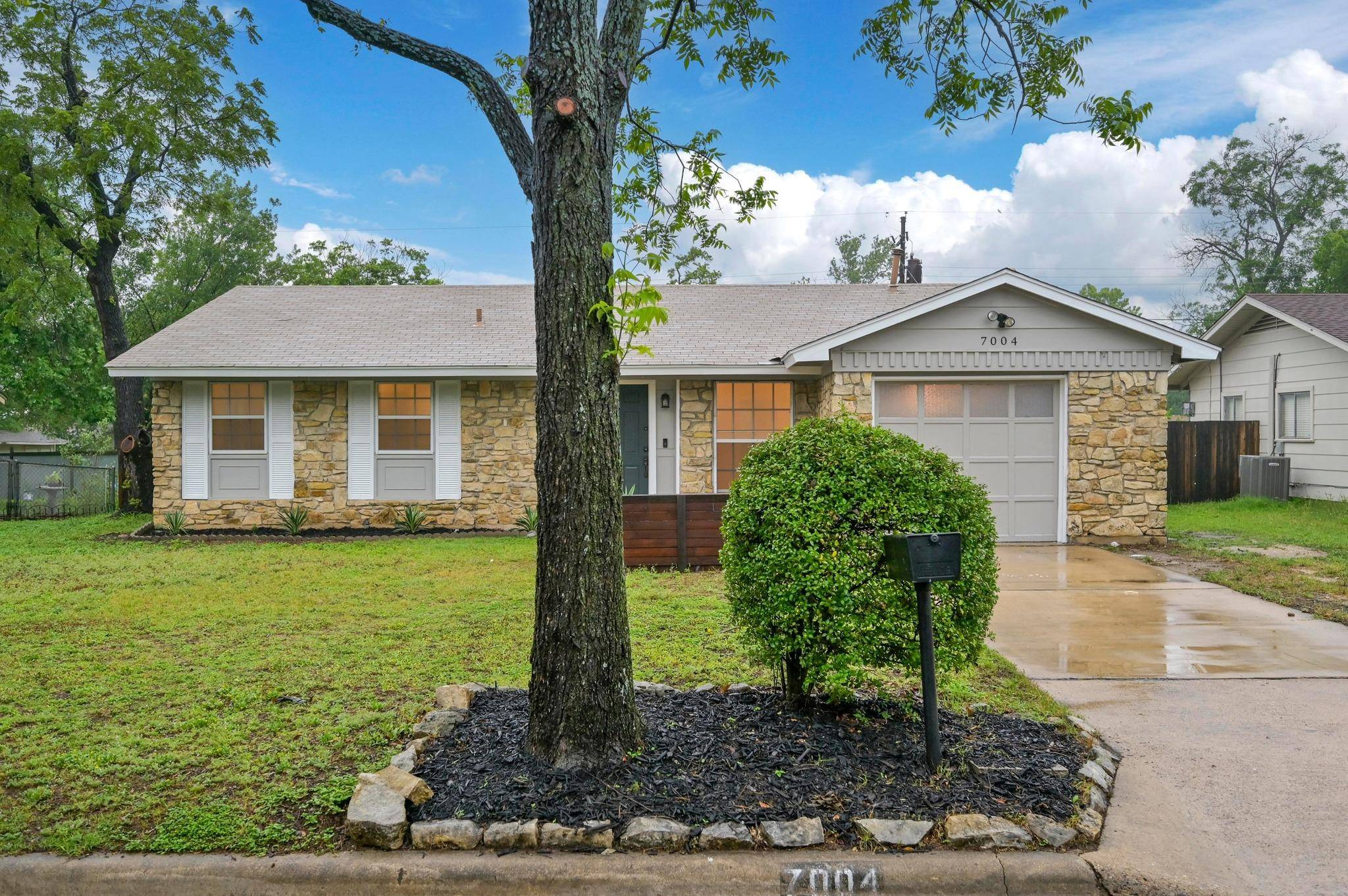 Austin, TX 78752,7004 Priscilla DR