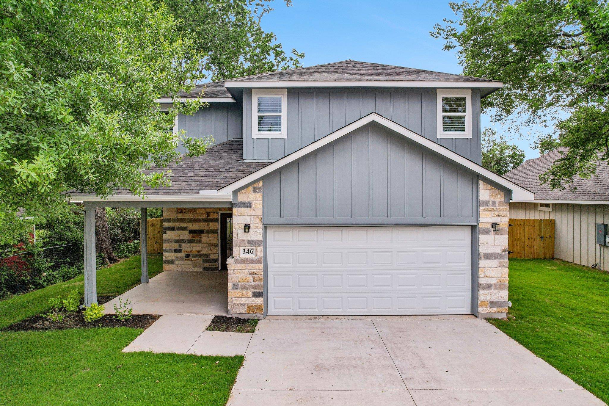 Smithville, TX 78957,346 Webb ST