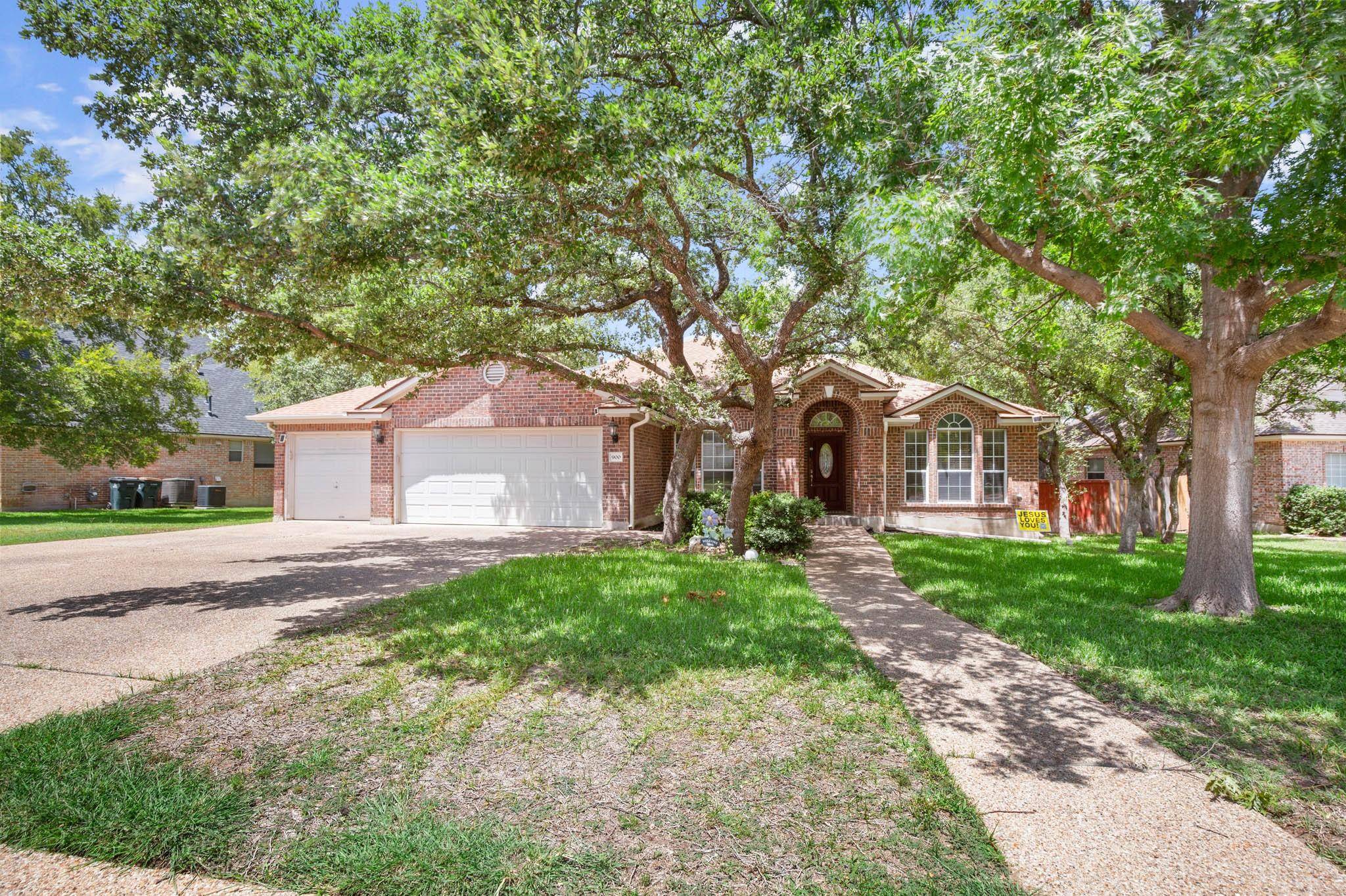 Georgetown, TX 78628,900 Hedgewood DR