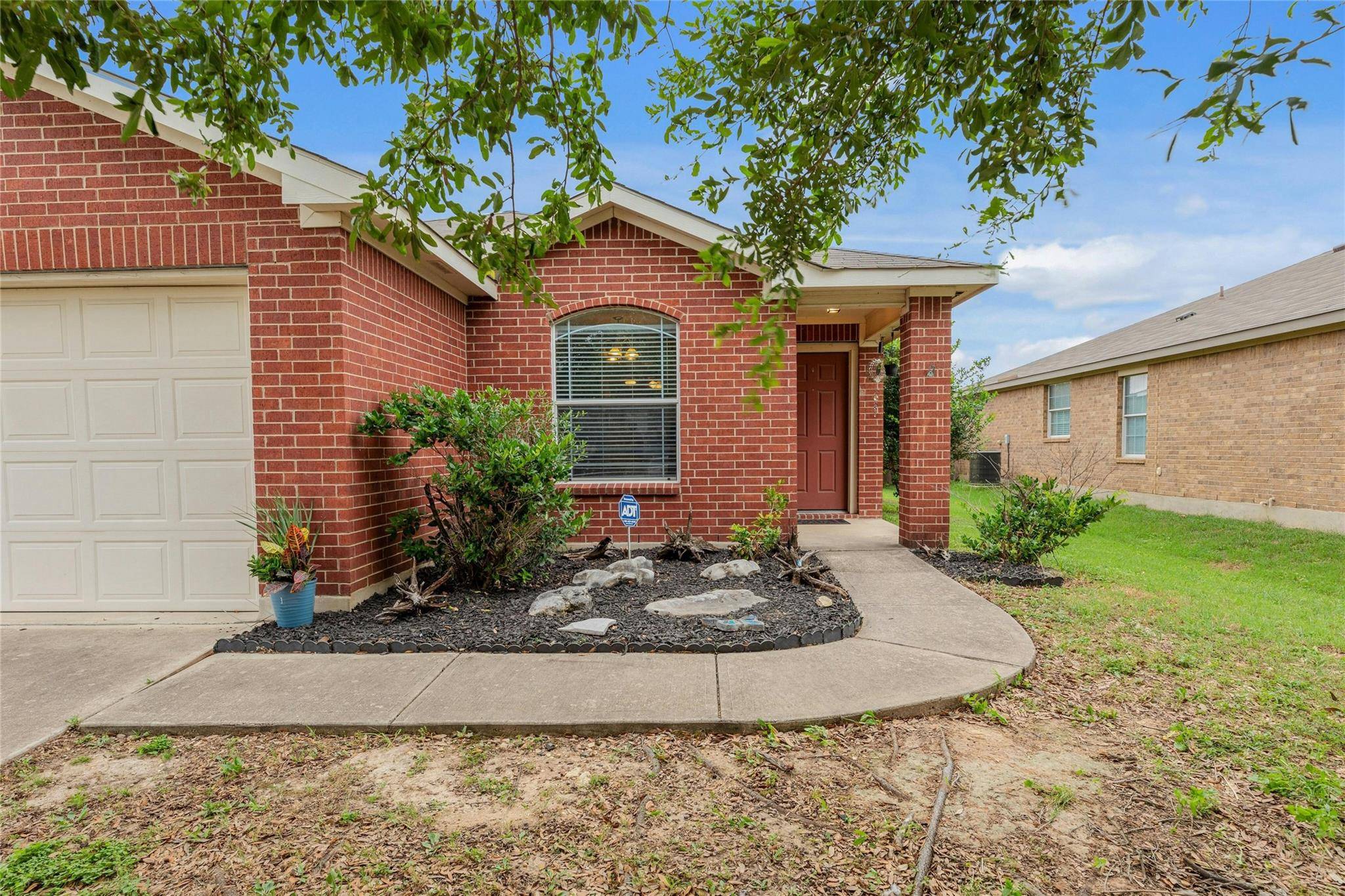 Leander, TX 78641,921 Dexter DR