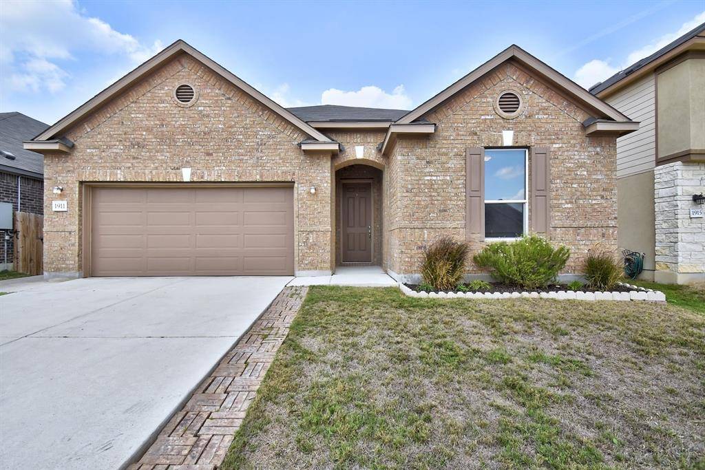 New Braunfels, TX 78130,1911 Kyle WAY