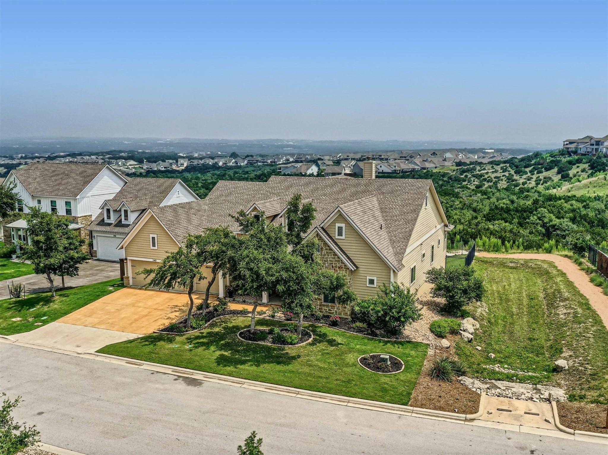 Dripping Springs, TX 78620,240 Townes CT