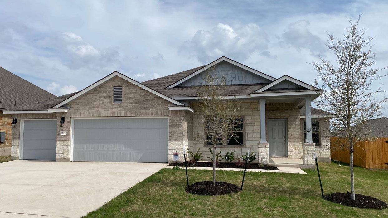 Harker Heights, TX 76548,1832 Saddlebred LOOP