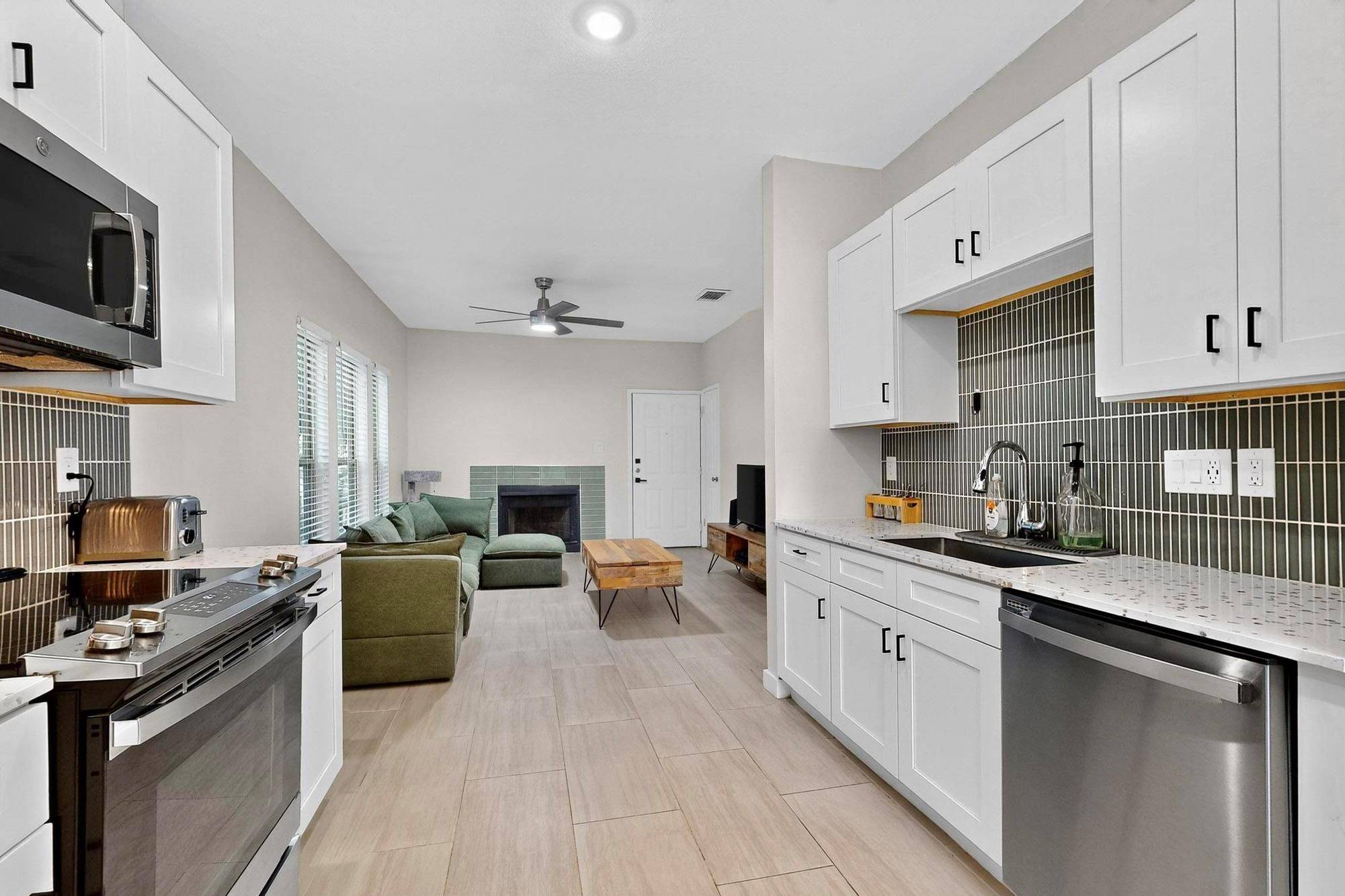 Austin, TX 78705,2414 Longview ST #102