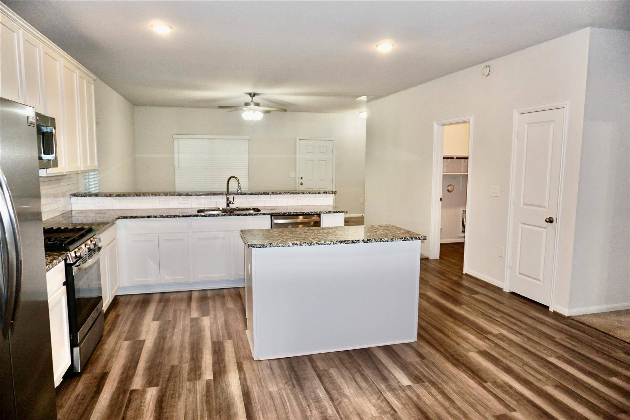 Hutto, TX 78634,210 Bent Creek DR