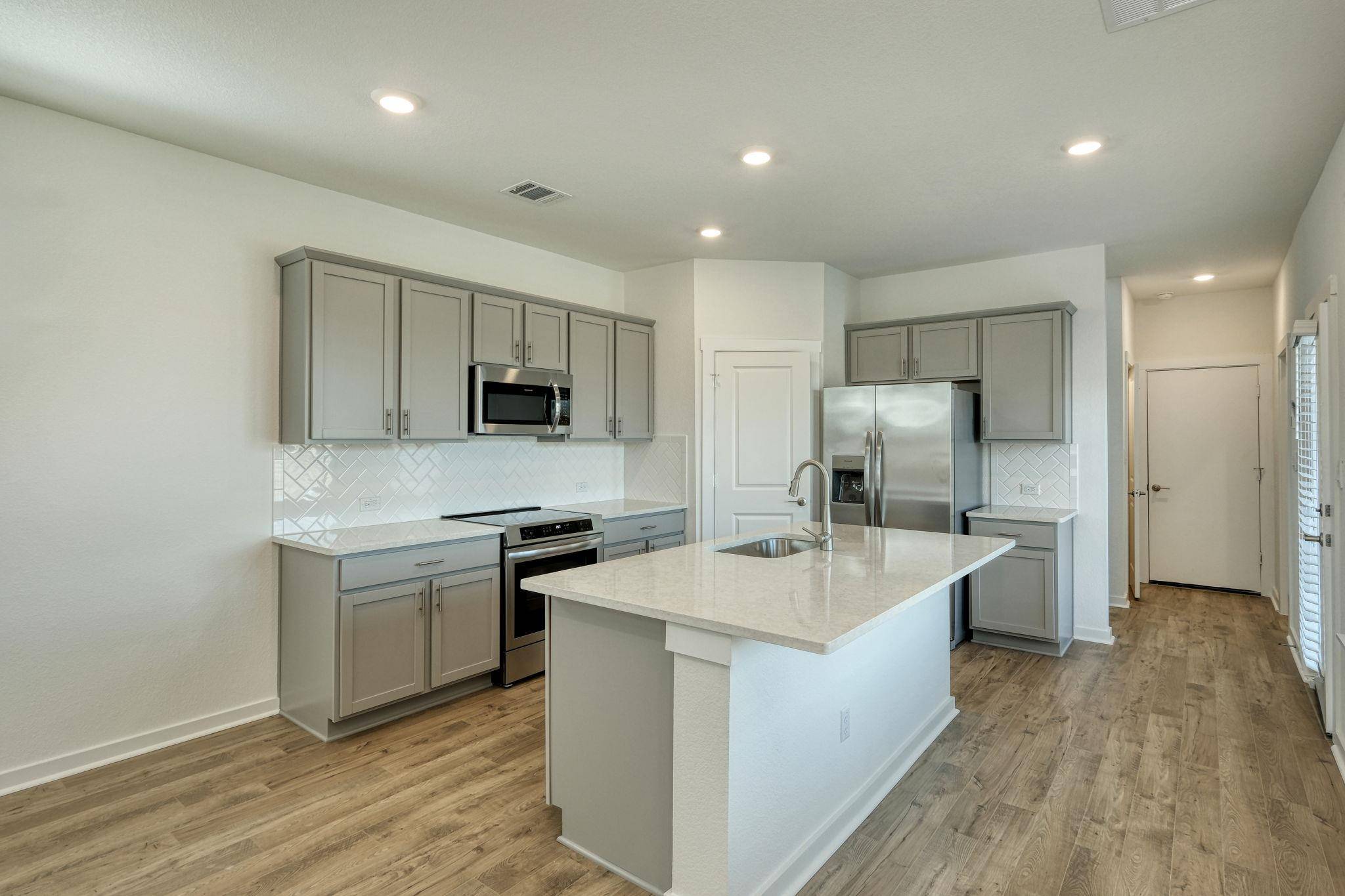 Round Rock, TX 78665,2438 Wallin Bradley DR