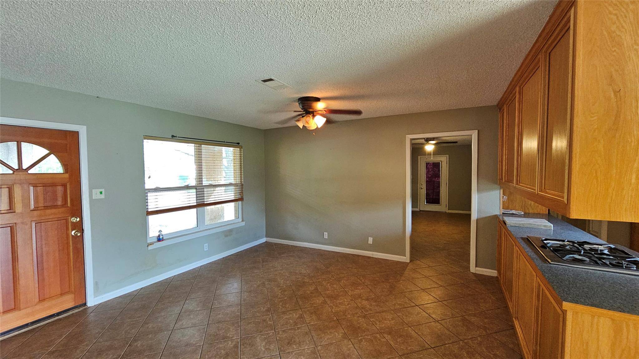 Taylor, TX 76574,806 Gilmore ST