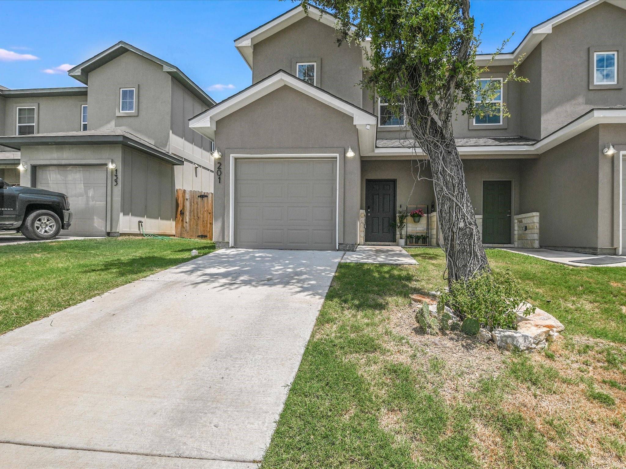 Marble Falls, TX 78654,201 Peruna DR