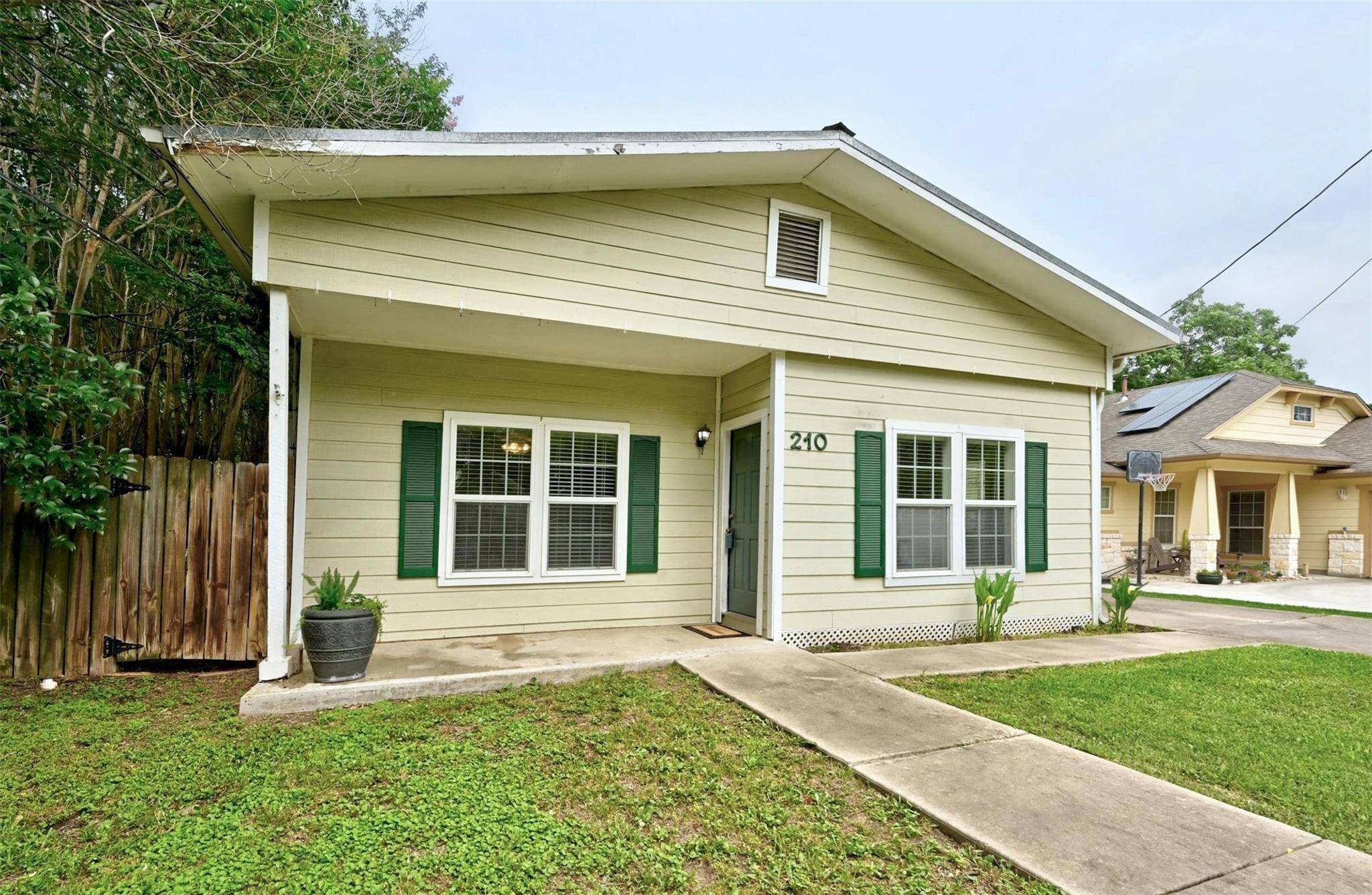 Buda, TX 78610,210 S Cedar ST