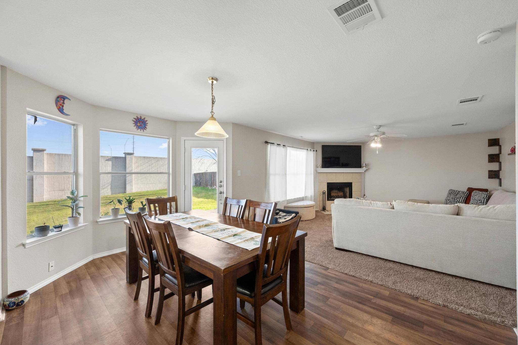 Round Rock, TX 78664,1602 Diana DR