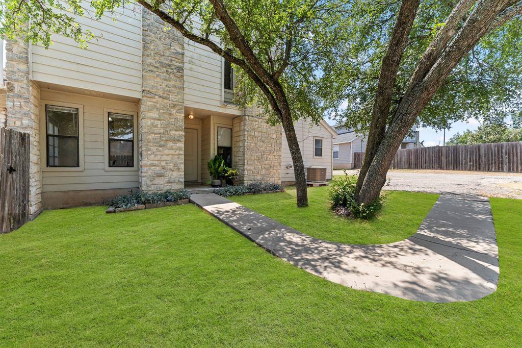 Round Rock, TX 78681,1754-1756 Horseshoe CIR