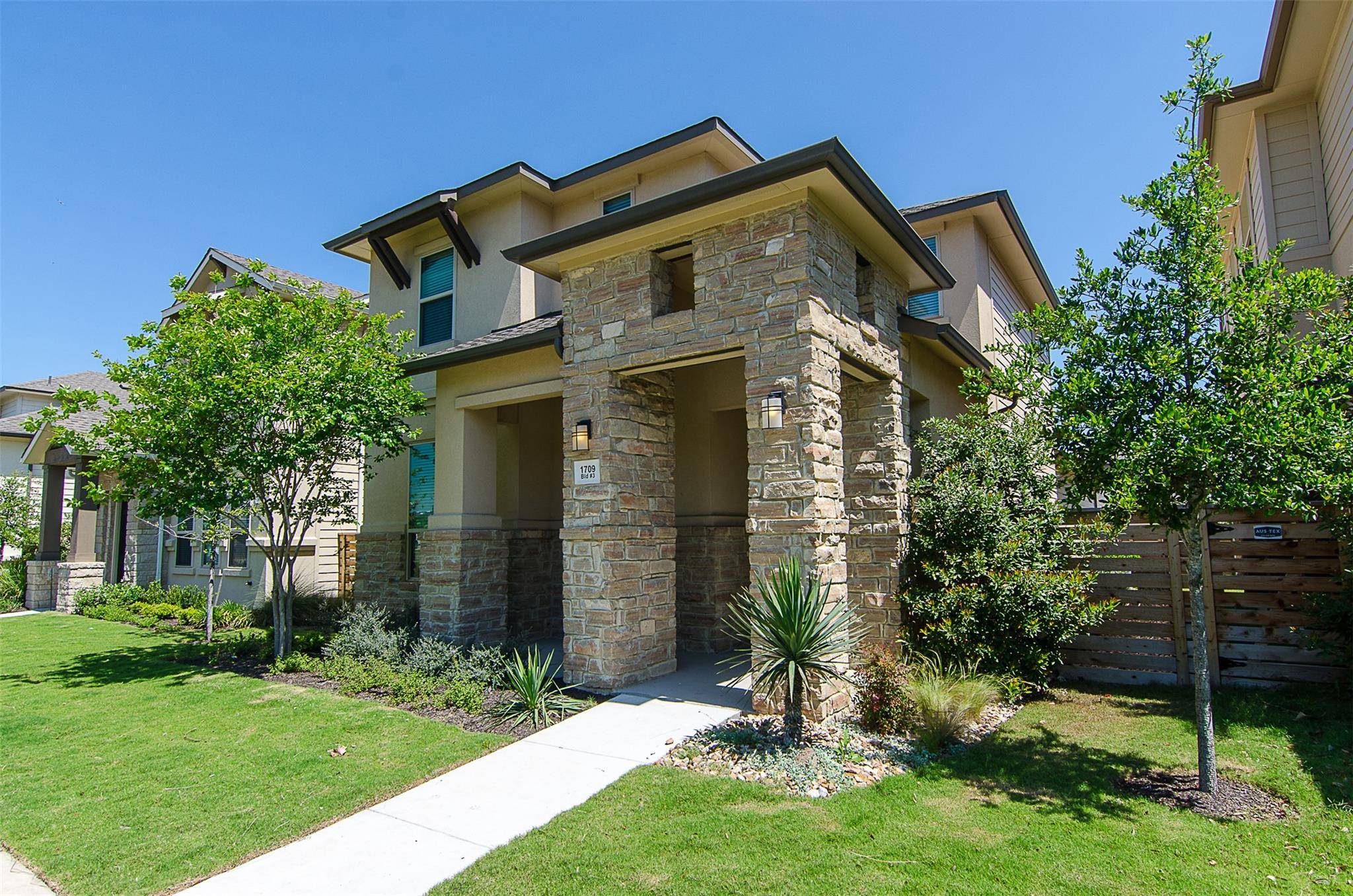 Austin, TX 78741,1709 Lawrence STA #1