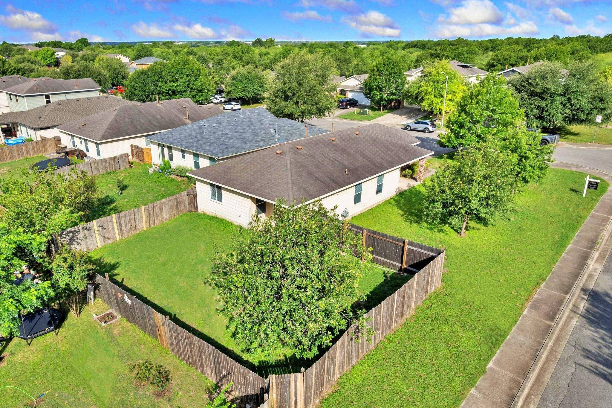 Kyle, TX 78640,109 Onyx Lake DR