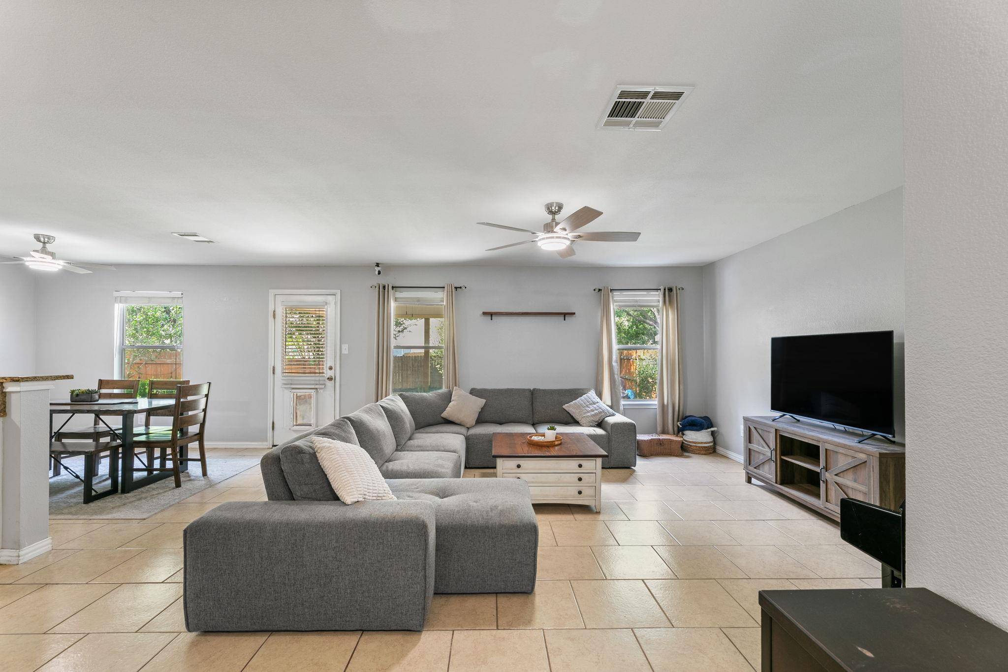 Buda, TX 78610,290 Jack Rabbit LN