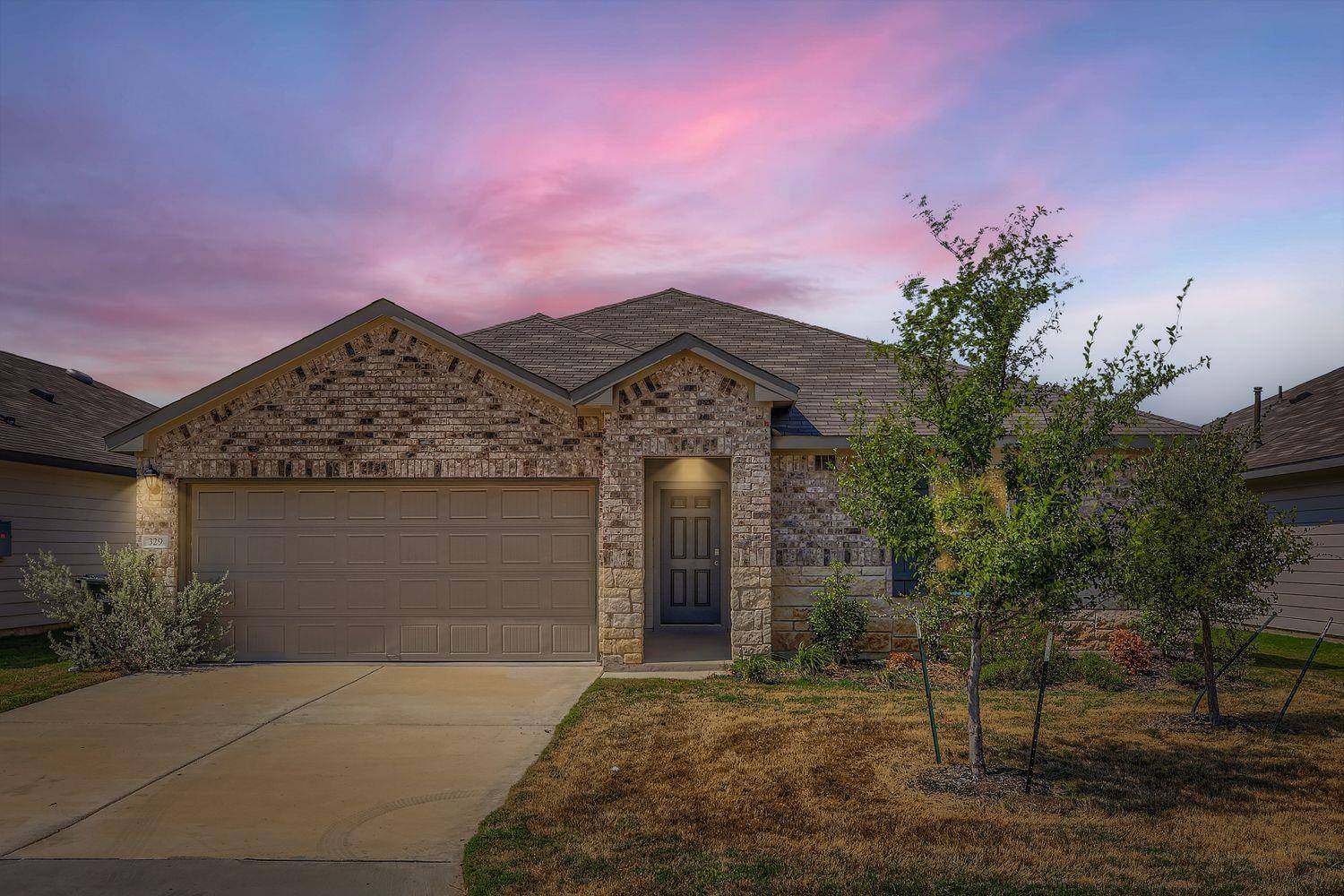 New Braunfels, TX 78130,329 Butterfly Rose DR