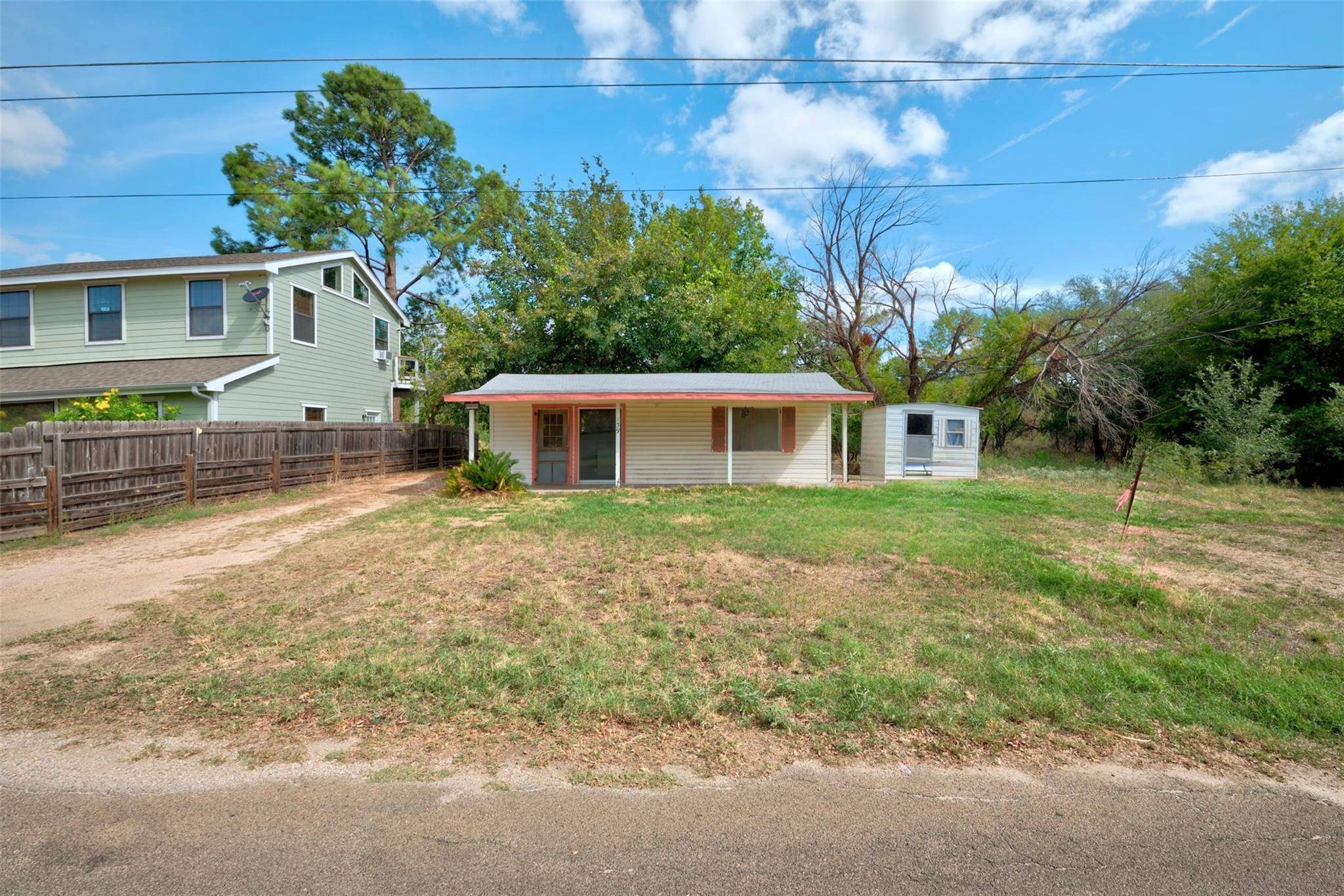 Granite Shoals, TX 78654,139 Hill DR