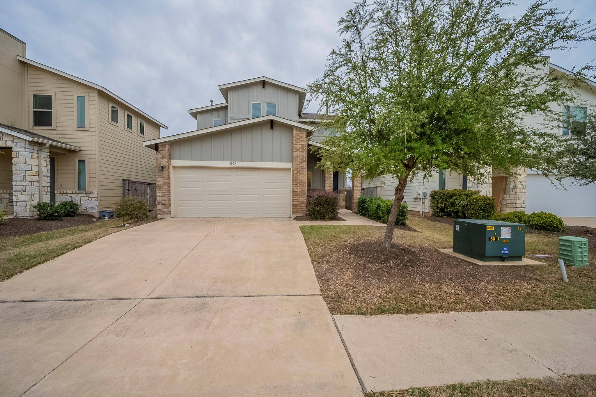 Austin, TX 78744,8005 Dampton LN
