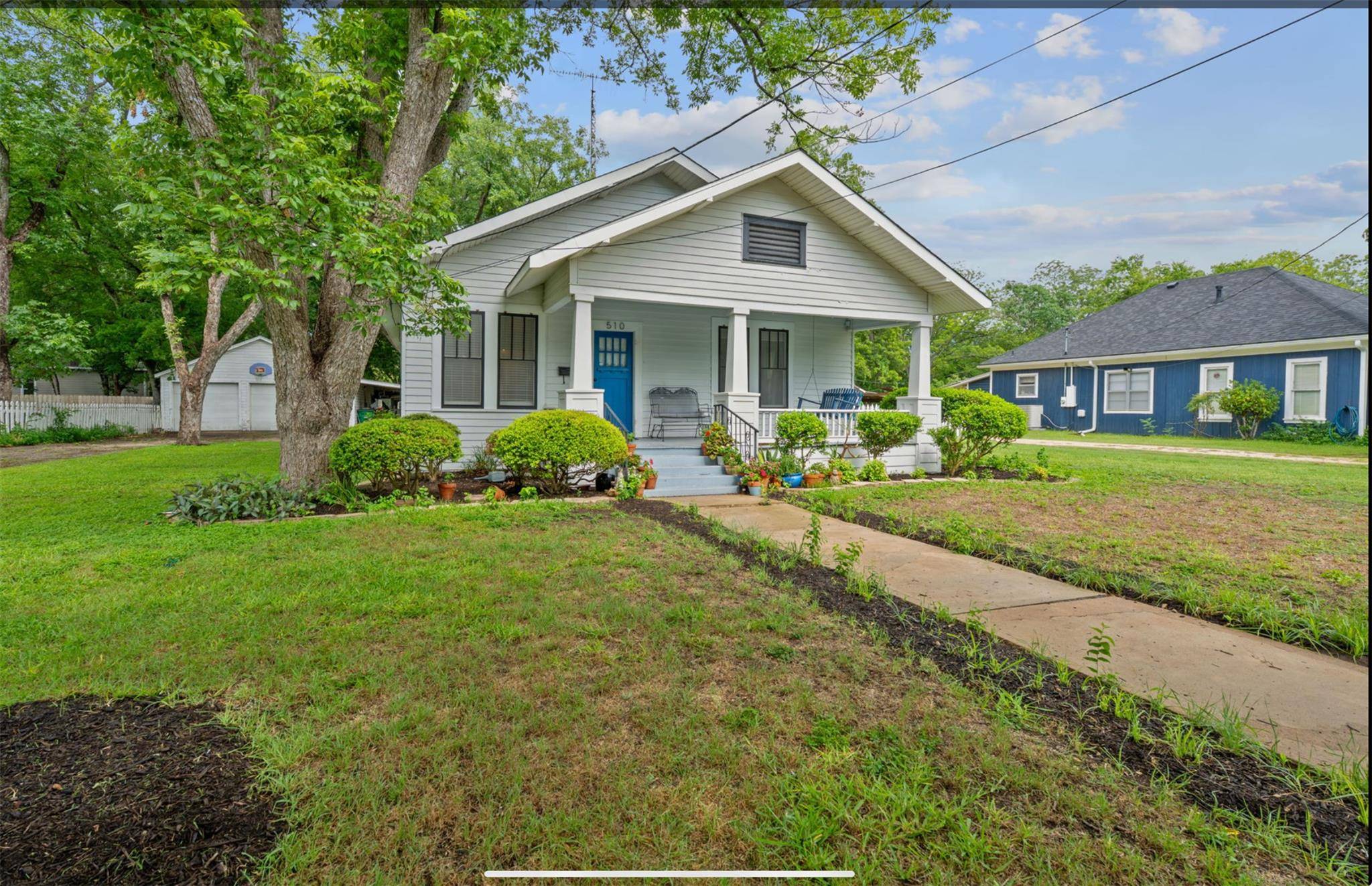 Lockhart, TX 78644,510 S Guadalupe ST