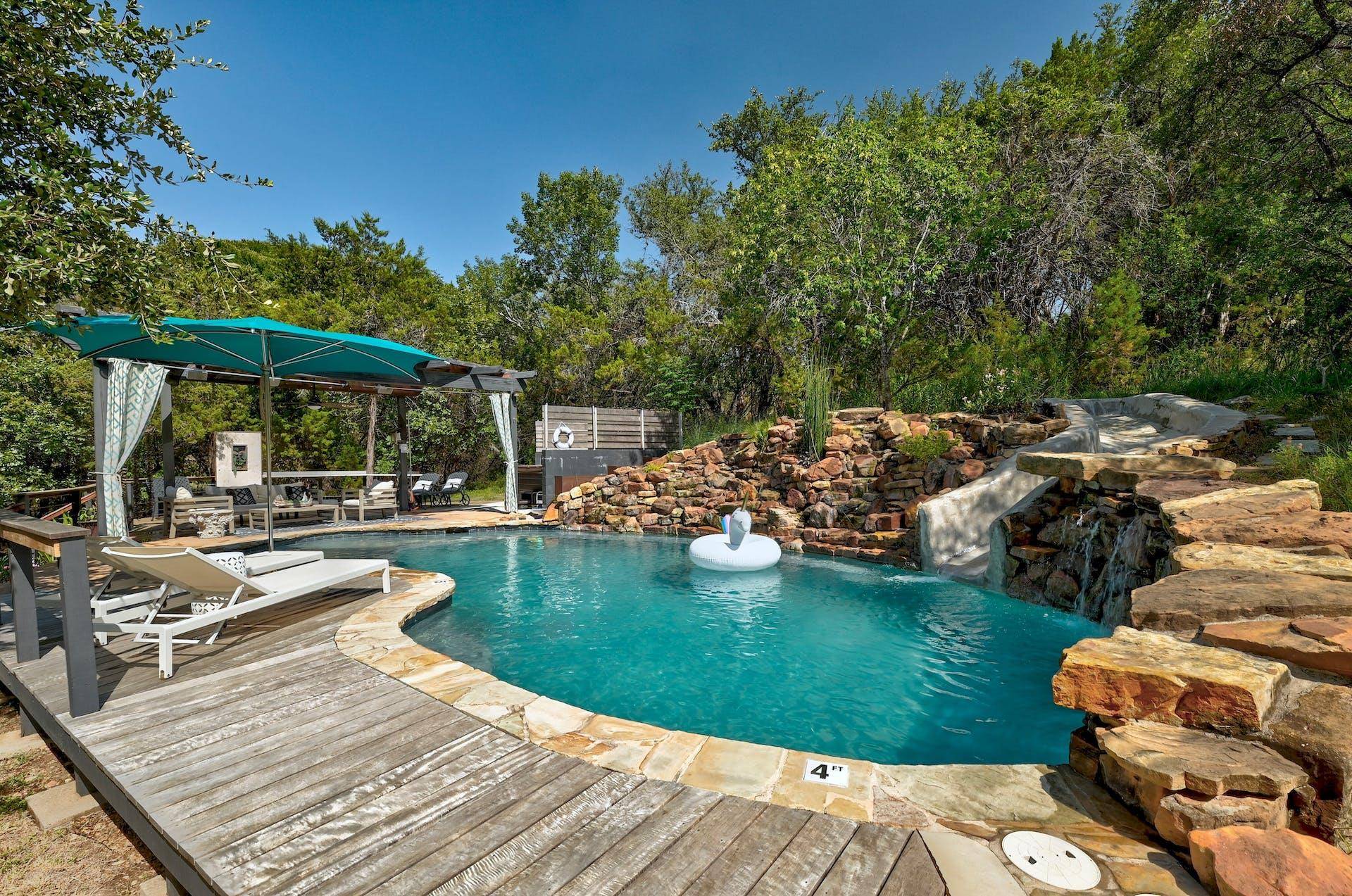 Austin, TX 78733,2001 Mestena TRL