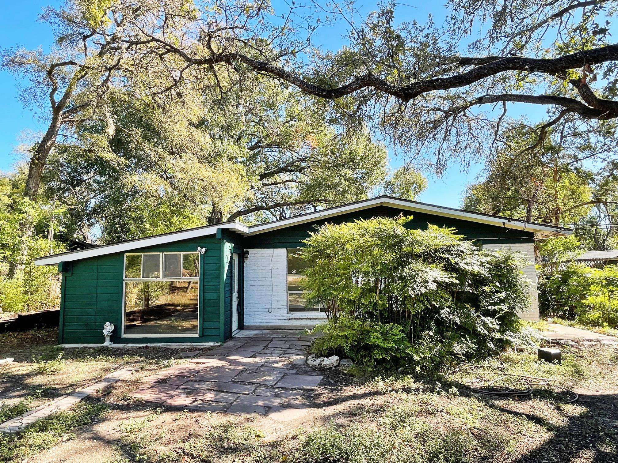 Austin, TX 78745,7607 Forest Wood RD