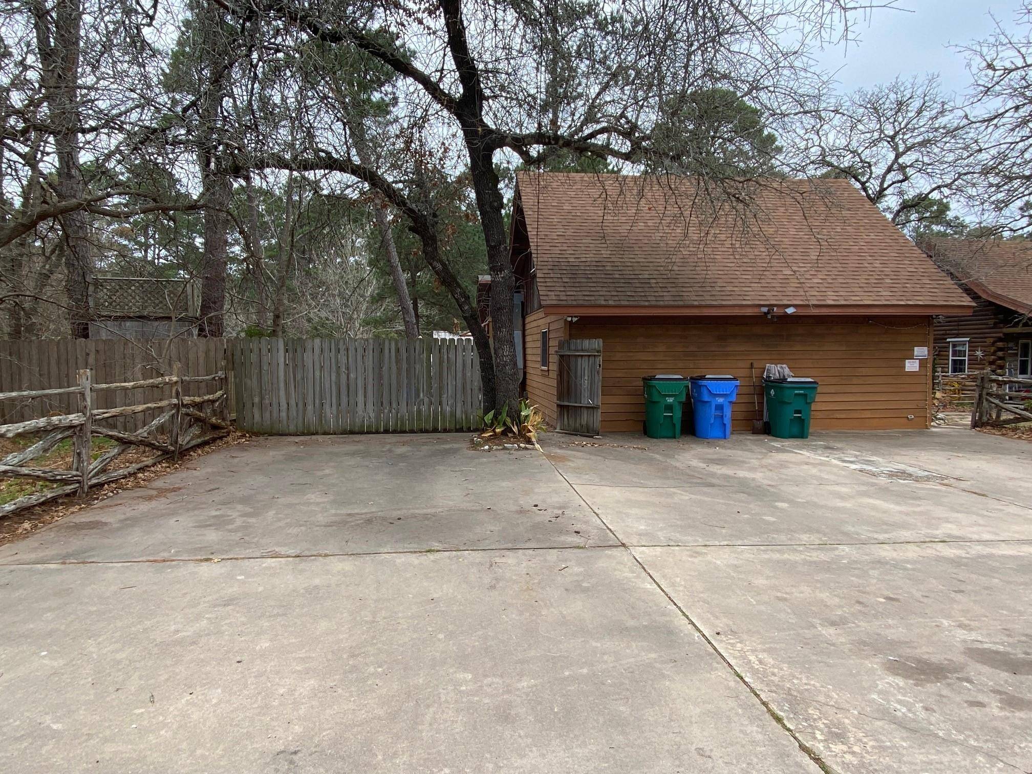 Bastrop, TX 78602,104 Briar Forest DR #B