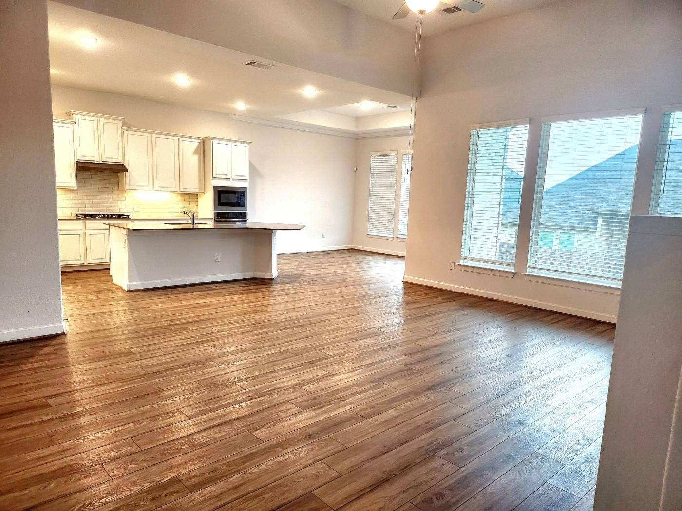 Buda, TX 78610,242 sabino DR