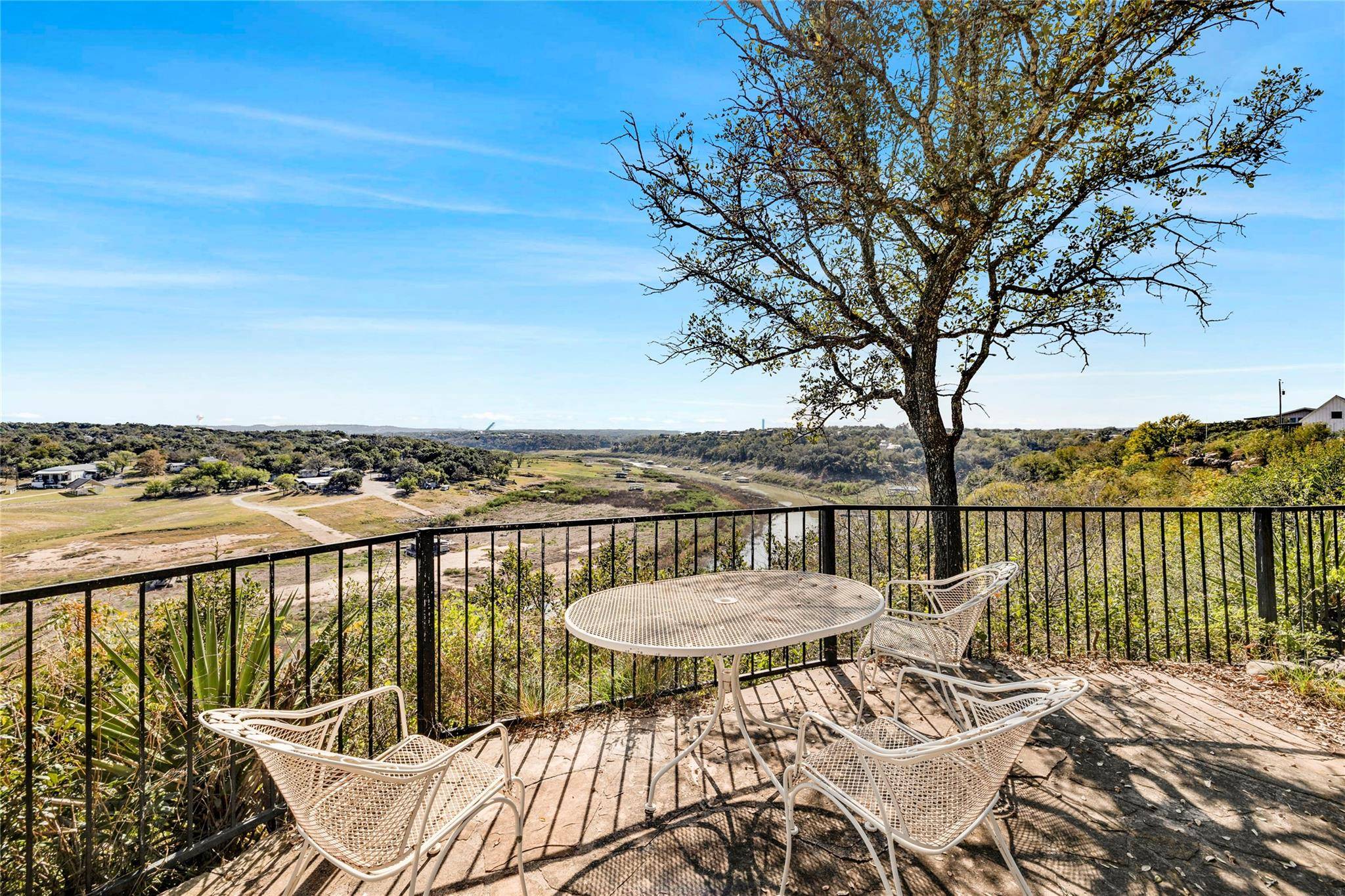 Spicewood, TX 78669,25537 Pedernales Point DR