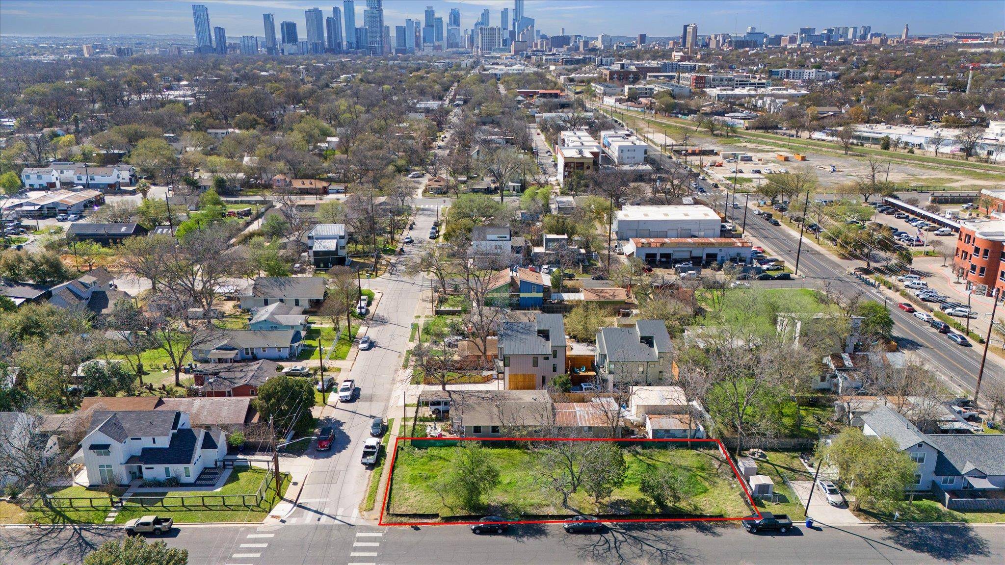 Austin, TX 78702,2910 E 4th ST