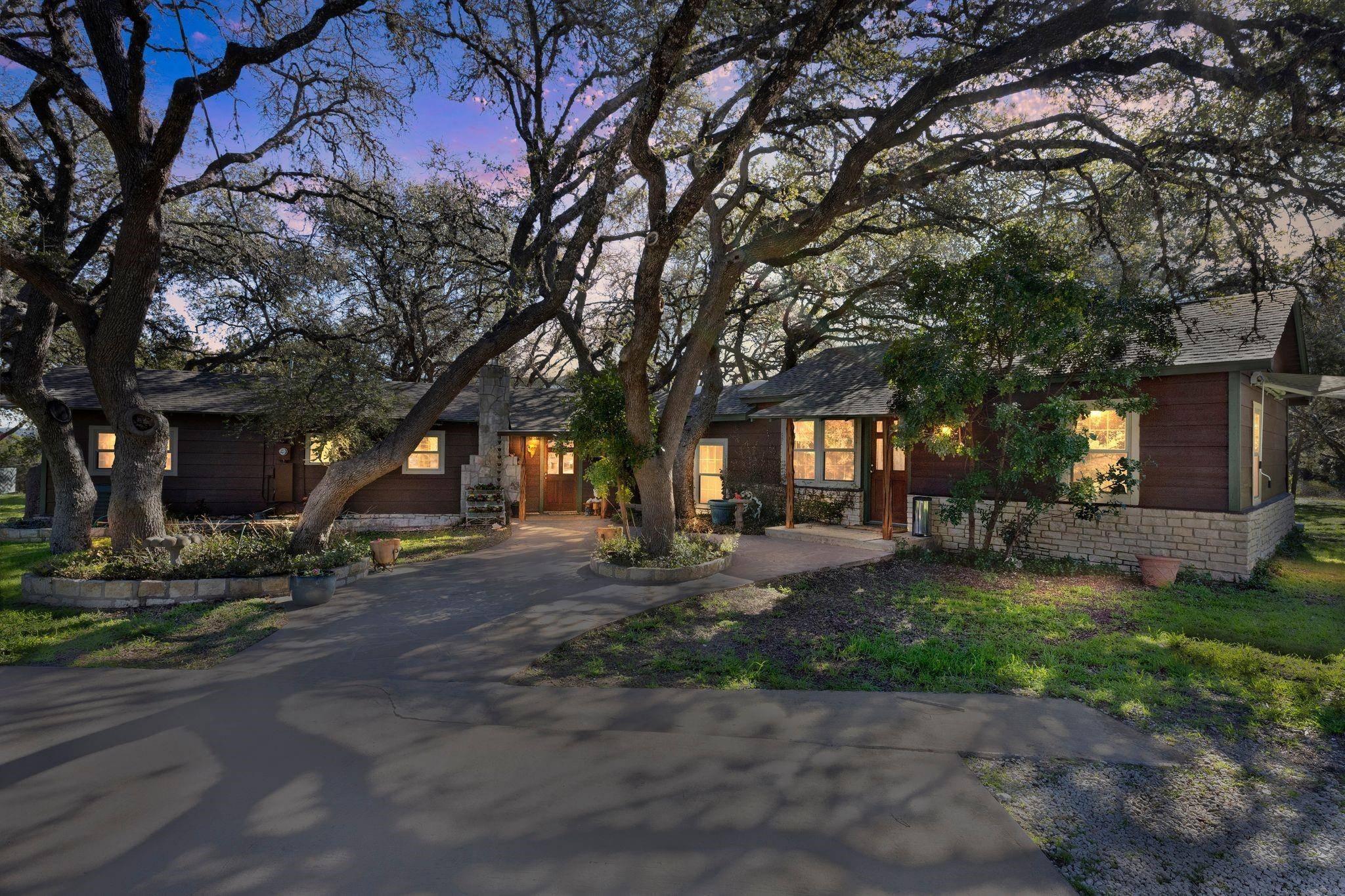 Wimberley, TX 78676,405 Flite Acres RD