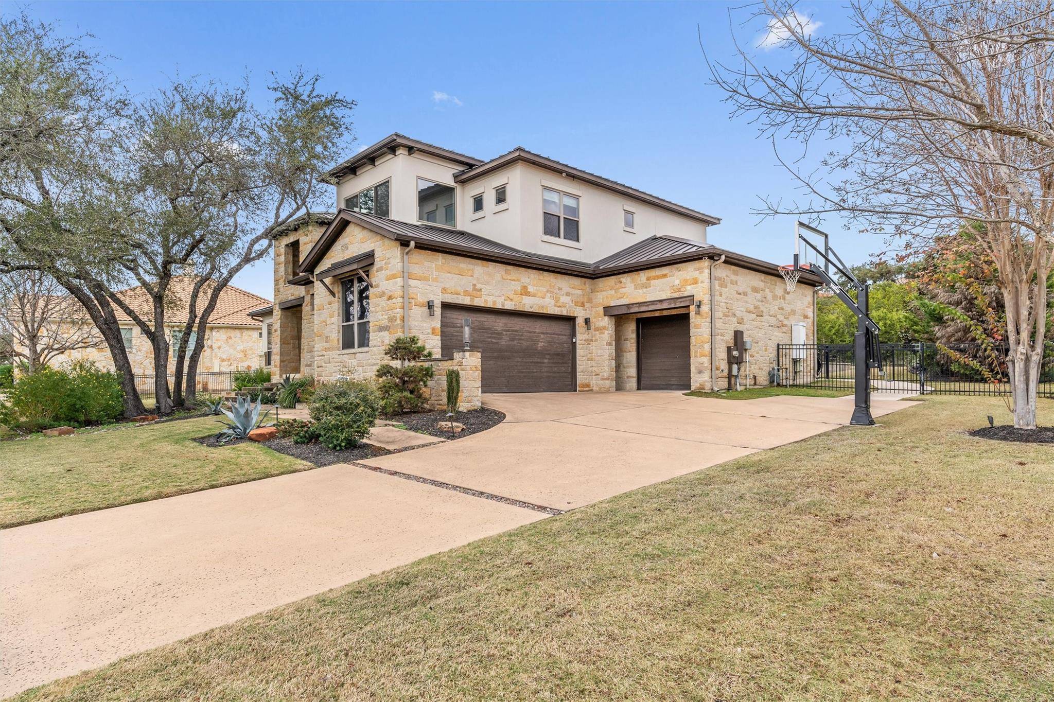 Austin, TX 78732,11600 Shoreview Overlook