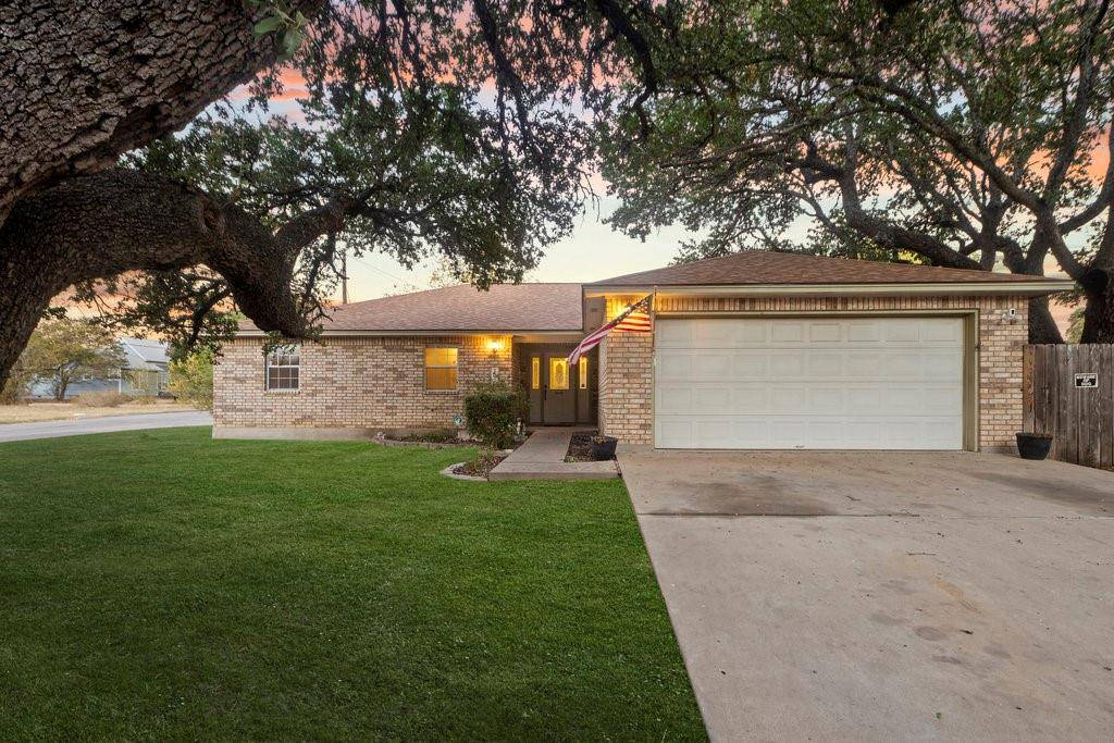 Burnet, TX 78611,107 N Vandeveer ST