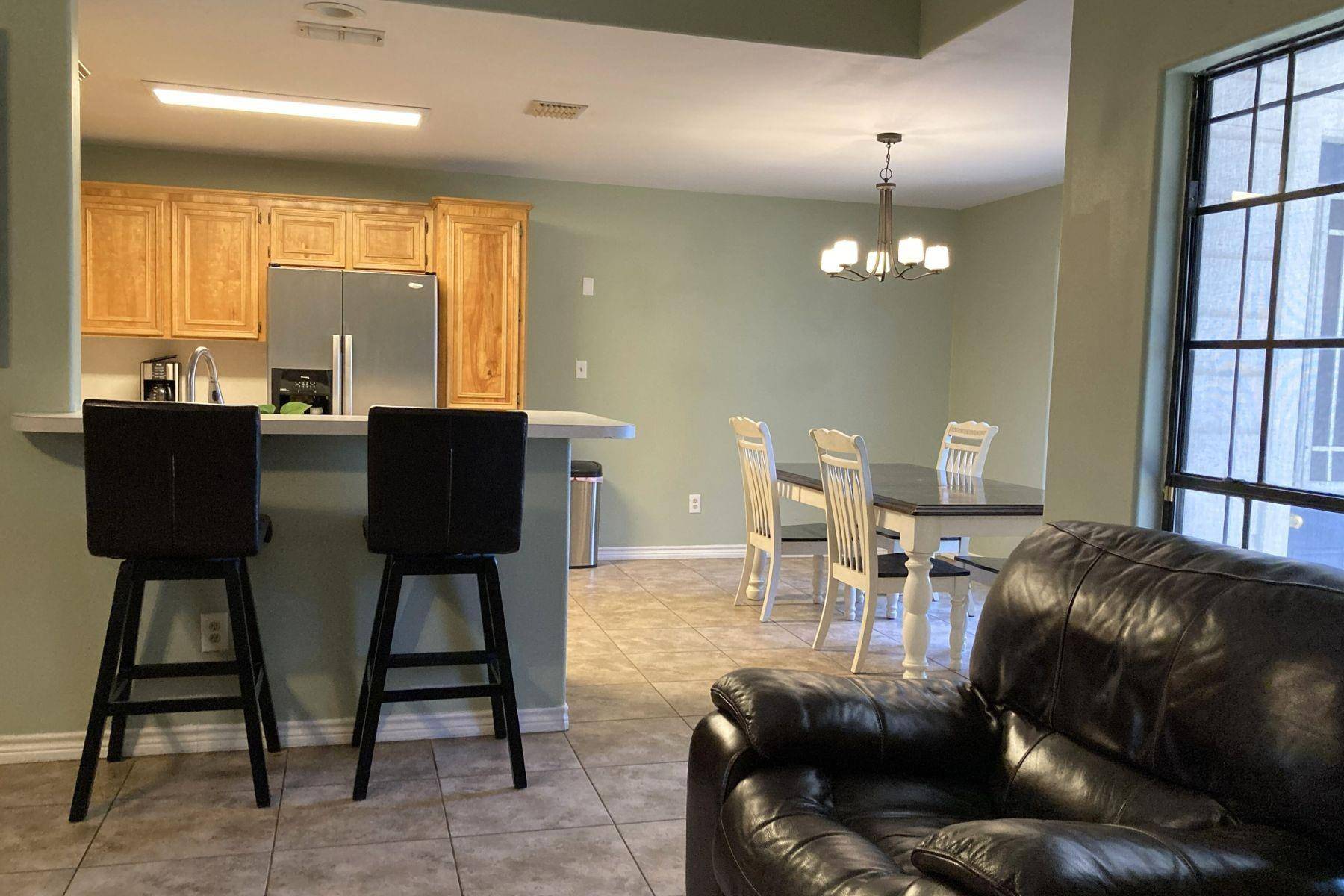 Corpus Christi, TX 78413,4317 Aaron DR