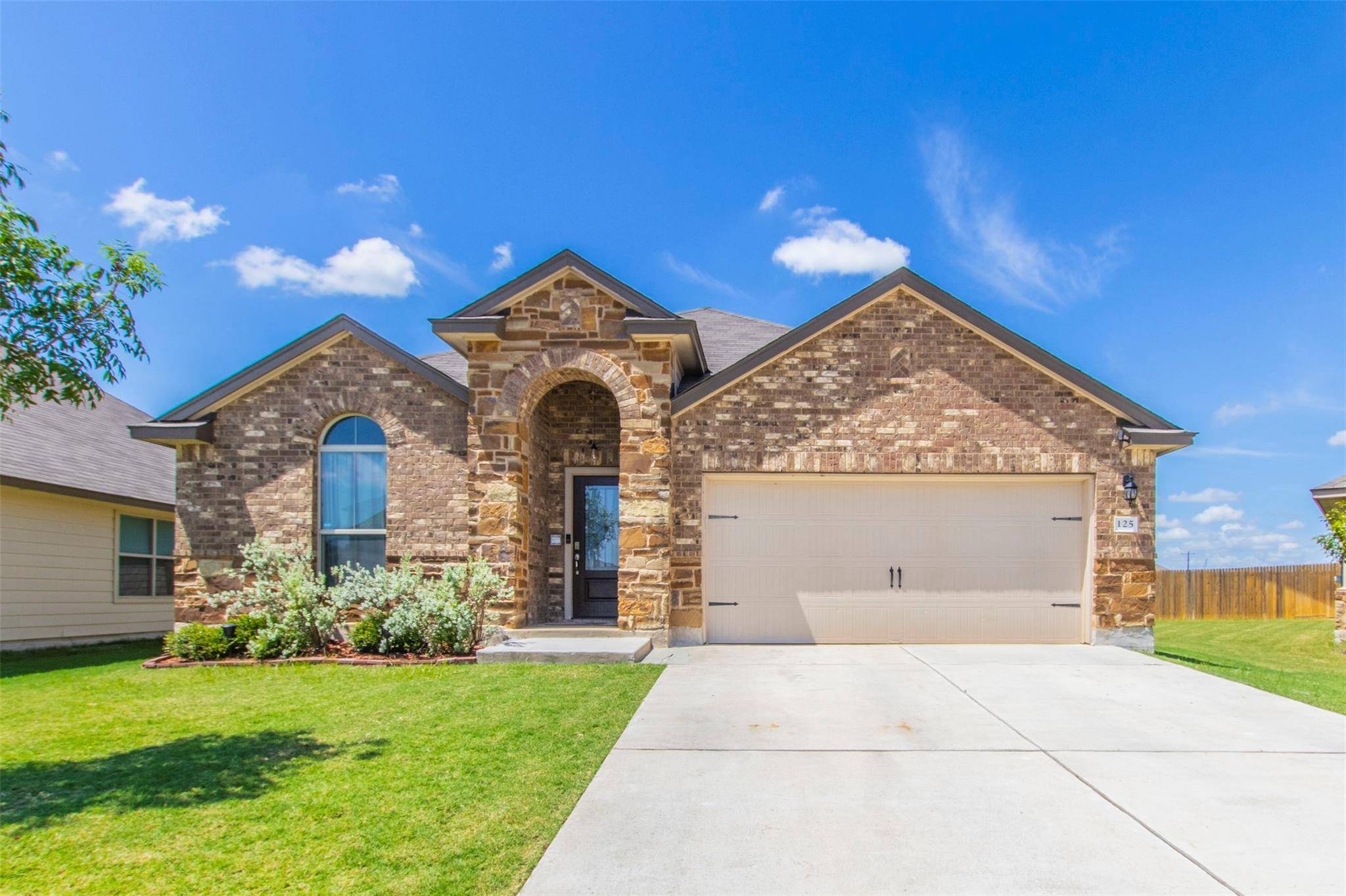 Taylor, TX 76574,125 Lillian DR