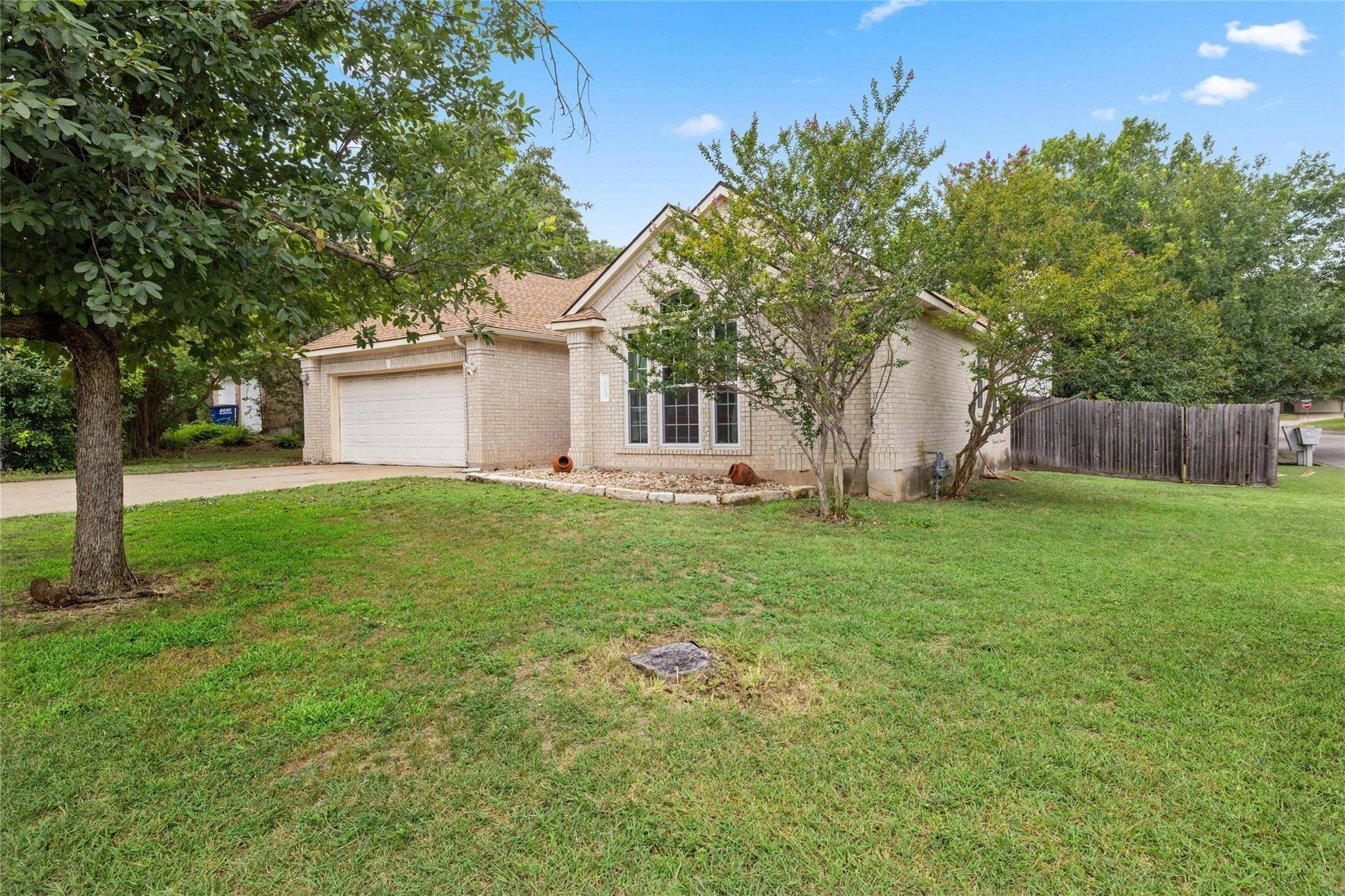 Leander, TX 78641,713 Elm CRST