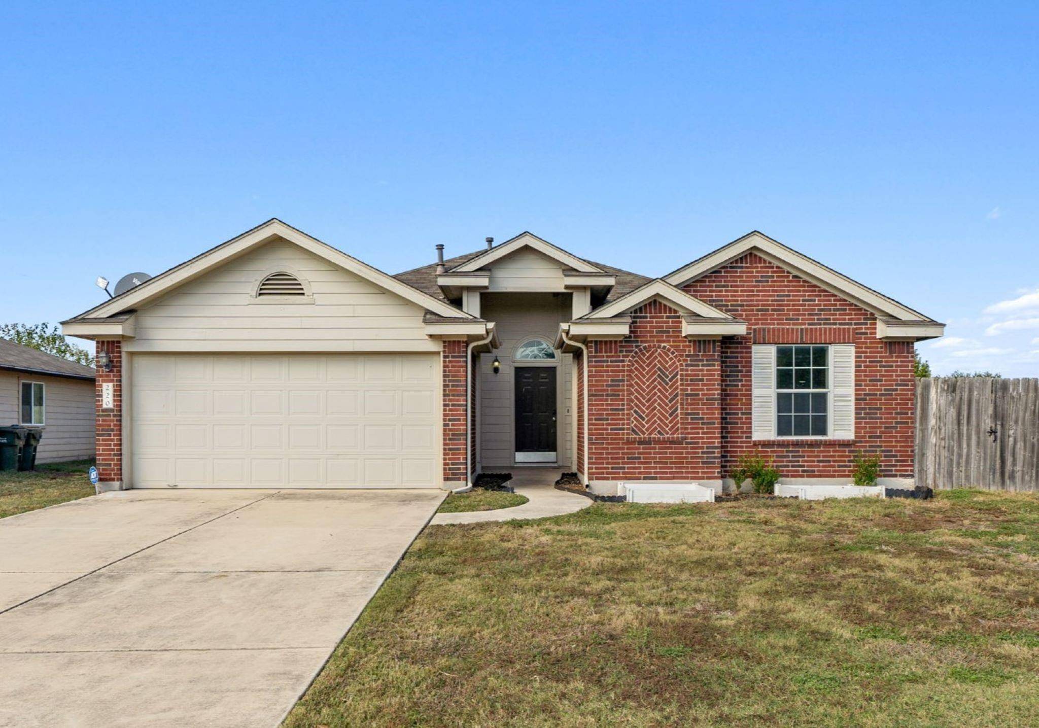 Kyle, TX 78640,220 Ames CV