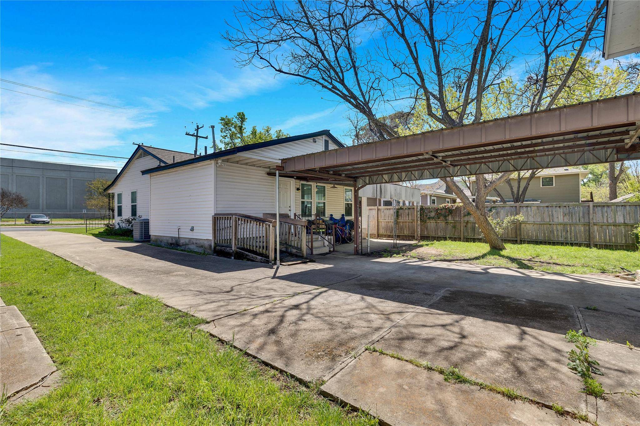 Austin, TX 78756,5206 Grover Ave