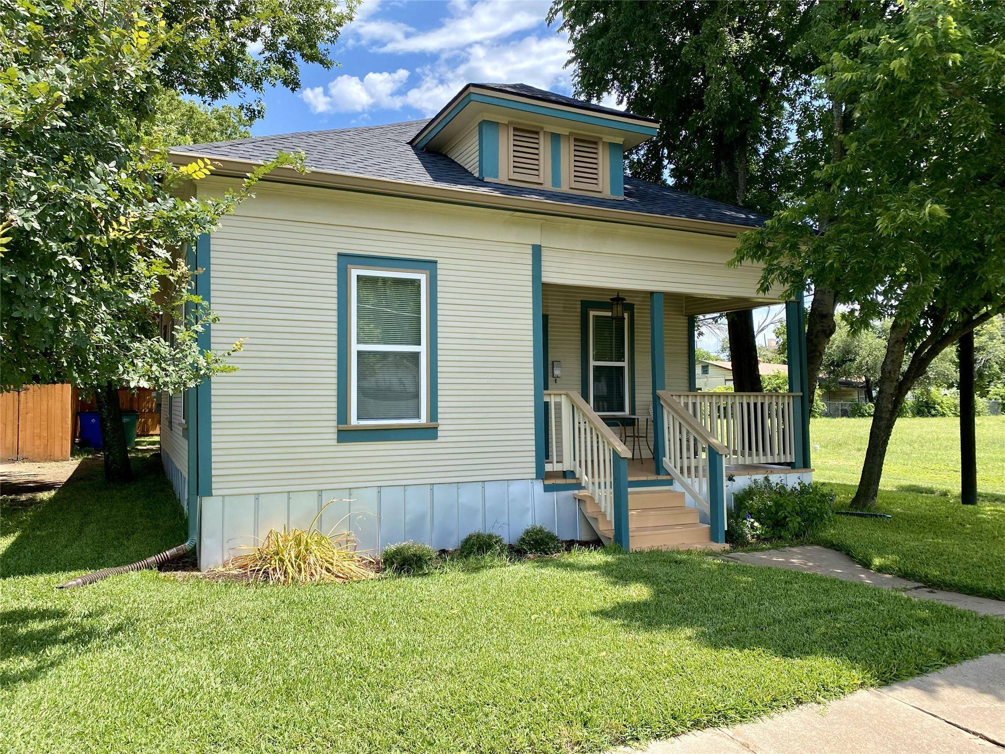 Taylor, TX 76574,312 & 314 W 3rd ST