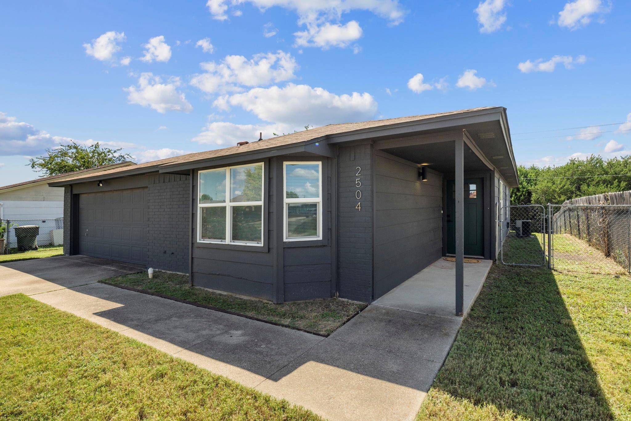 Killeen, TX 76543,2504 Traverse DR