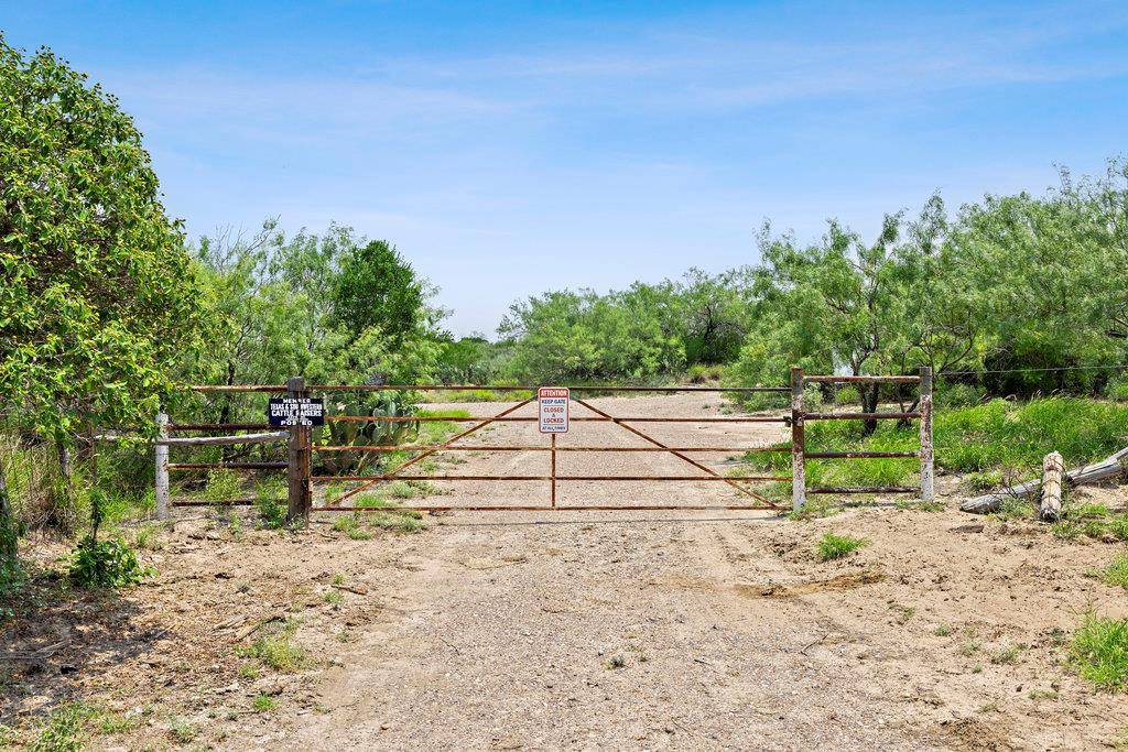 Zapata, TX 78076,000 Hwy 16
