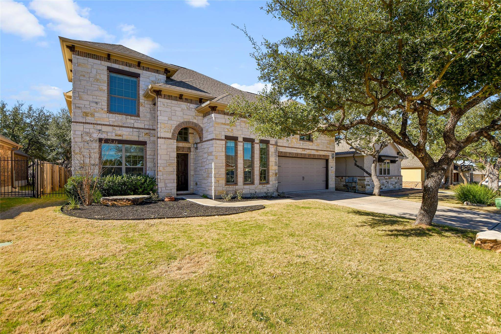 Spicewood, TX 78669,5613 Texas Bluebell DR