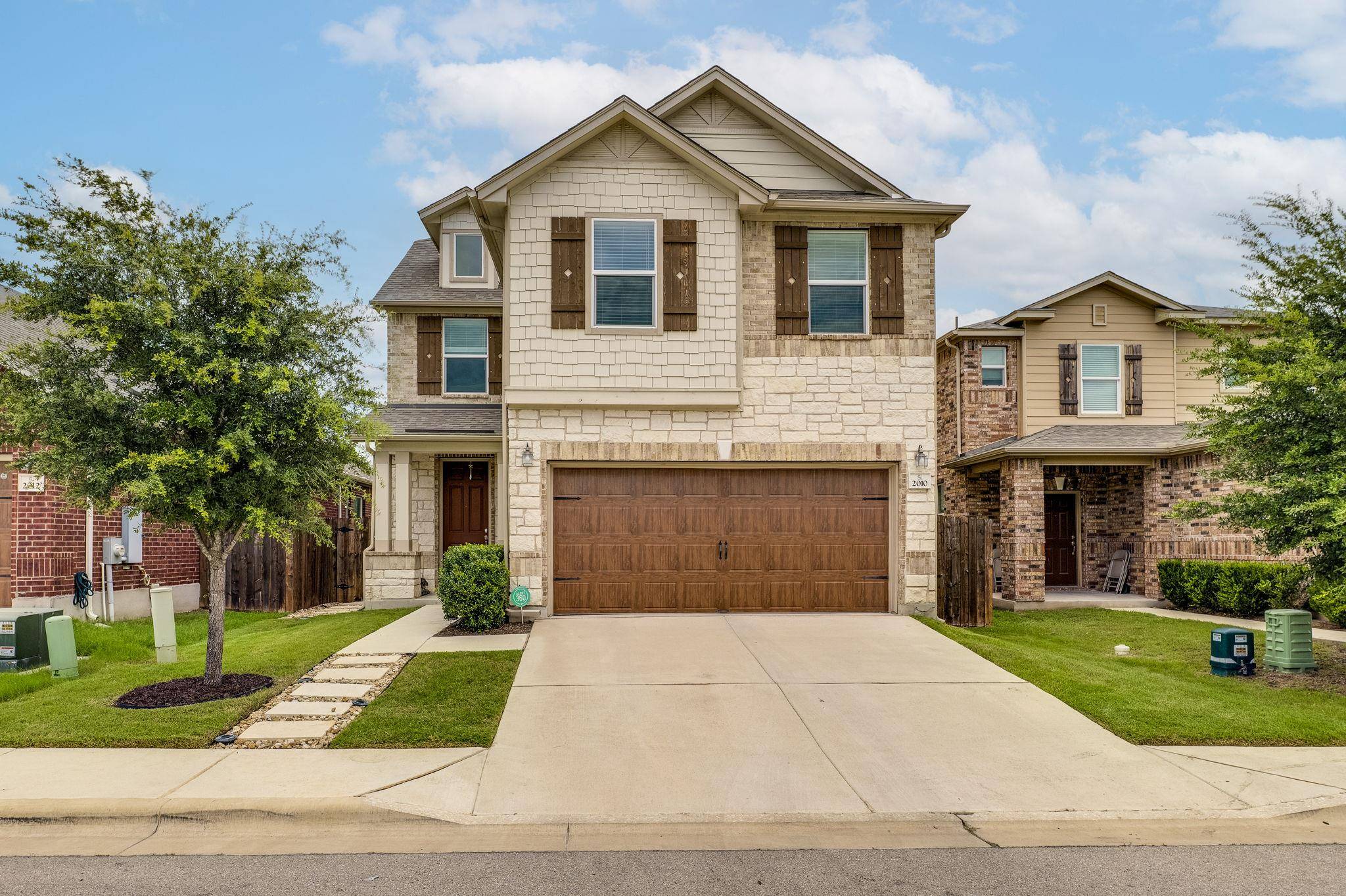 Round Rock, TX 78664,2010 Ebony Dove ST