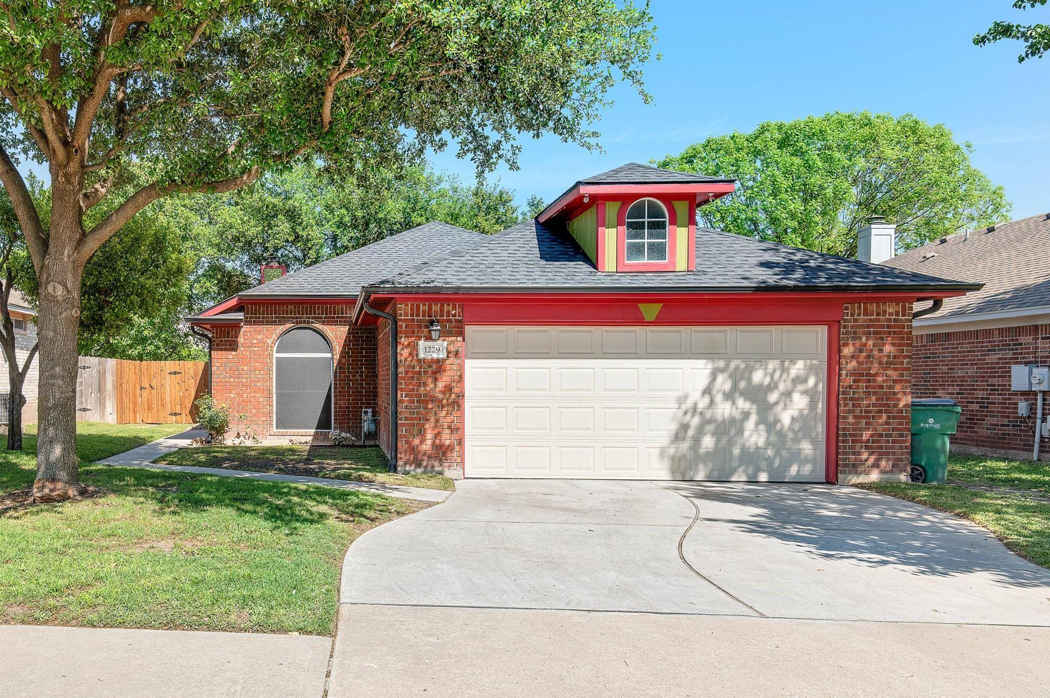 Pflugerville, TX 78660,1229 Laurelleaf DR