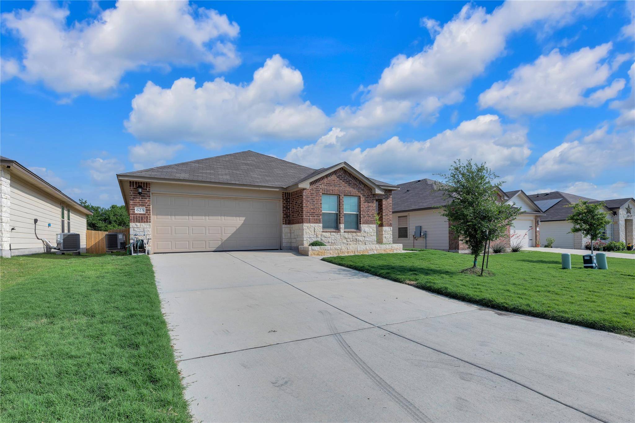 Jarrell, TX 76537,625 Taggart TRL