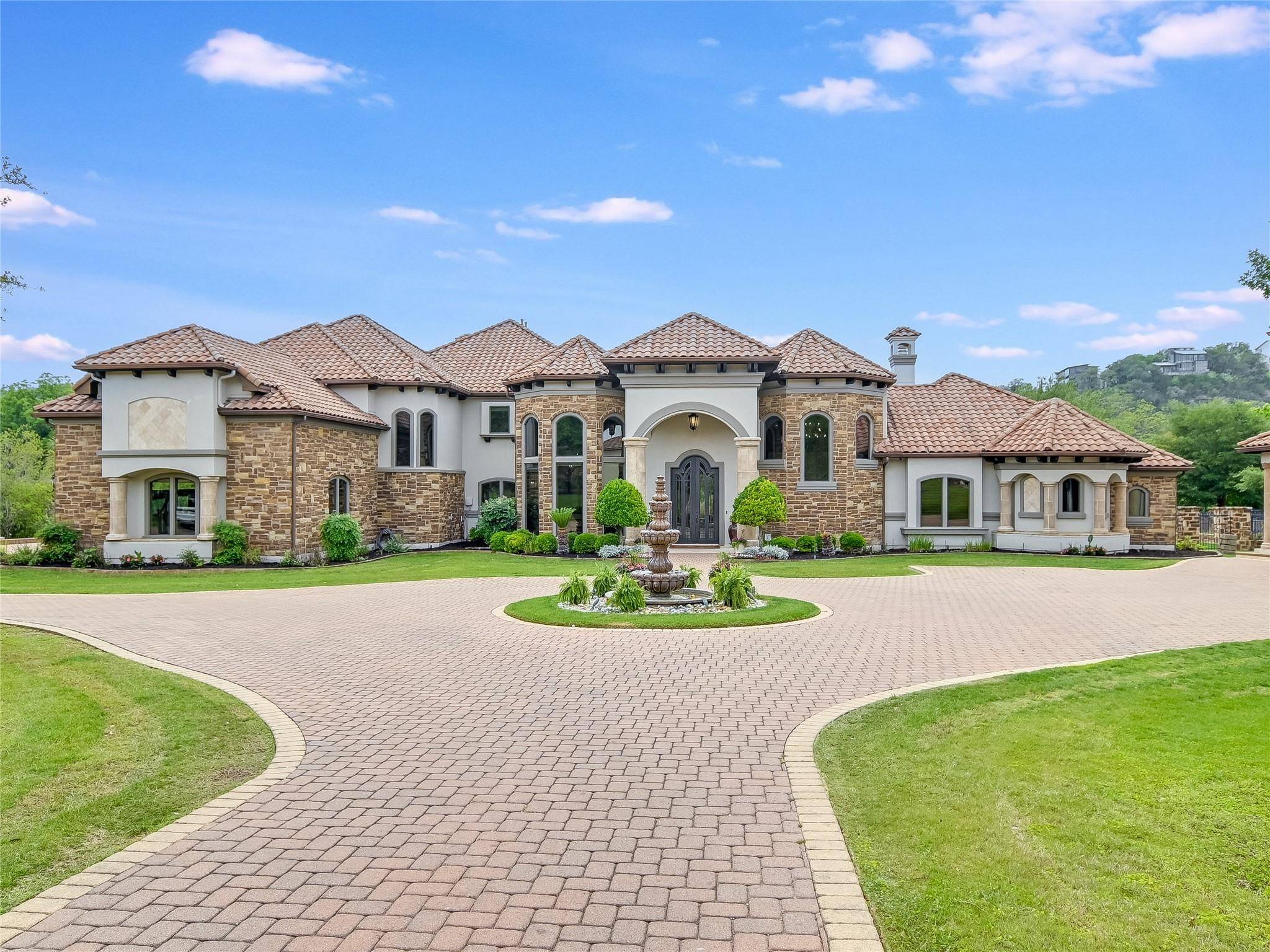 Austin, TX 78732,14200 Flat Top Ranch RD